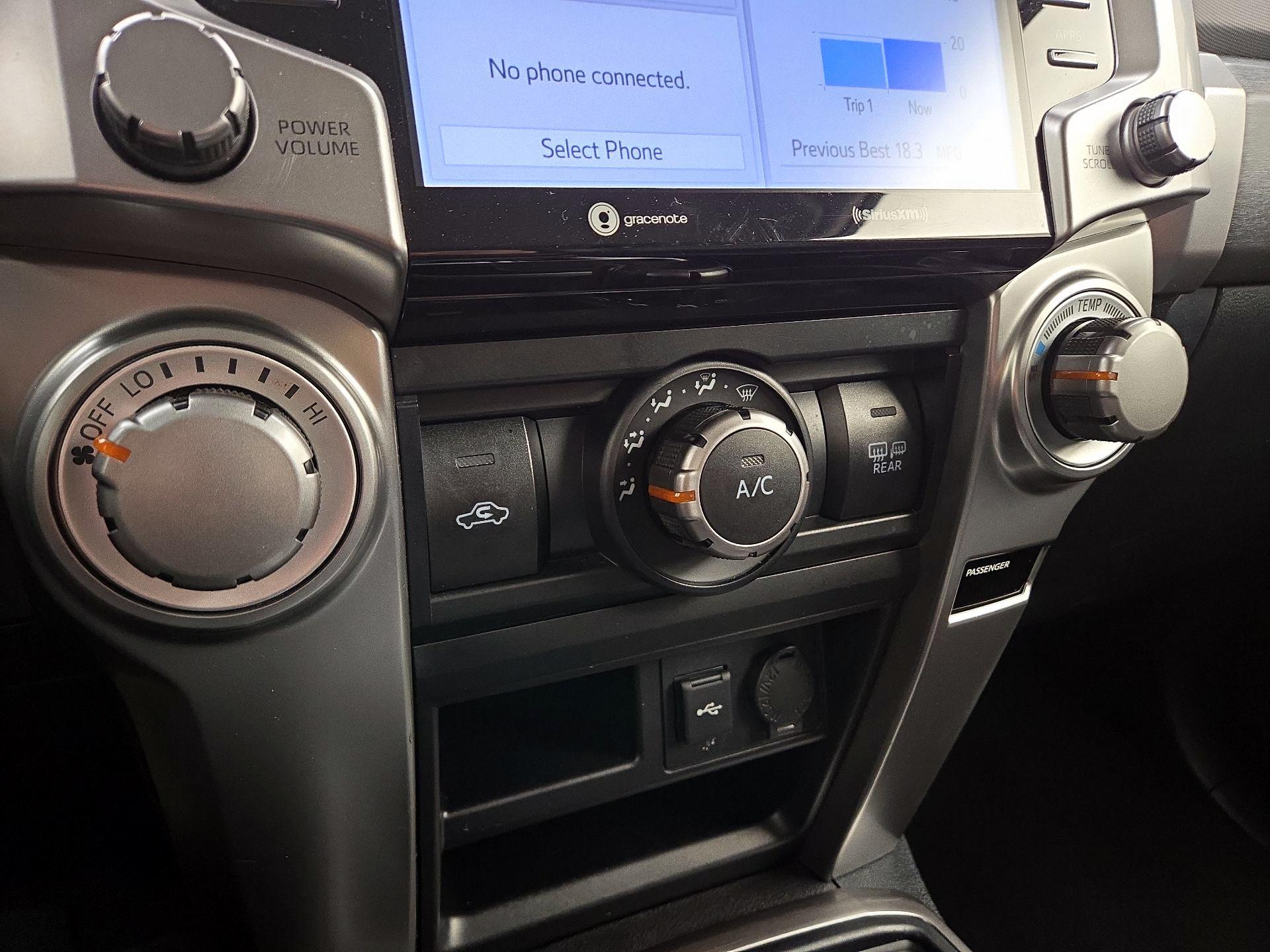 Thumbnail: 2024 Toyota 4Runner - 16