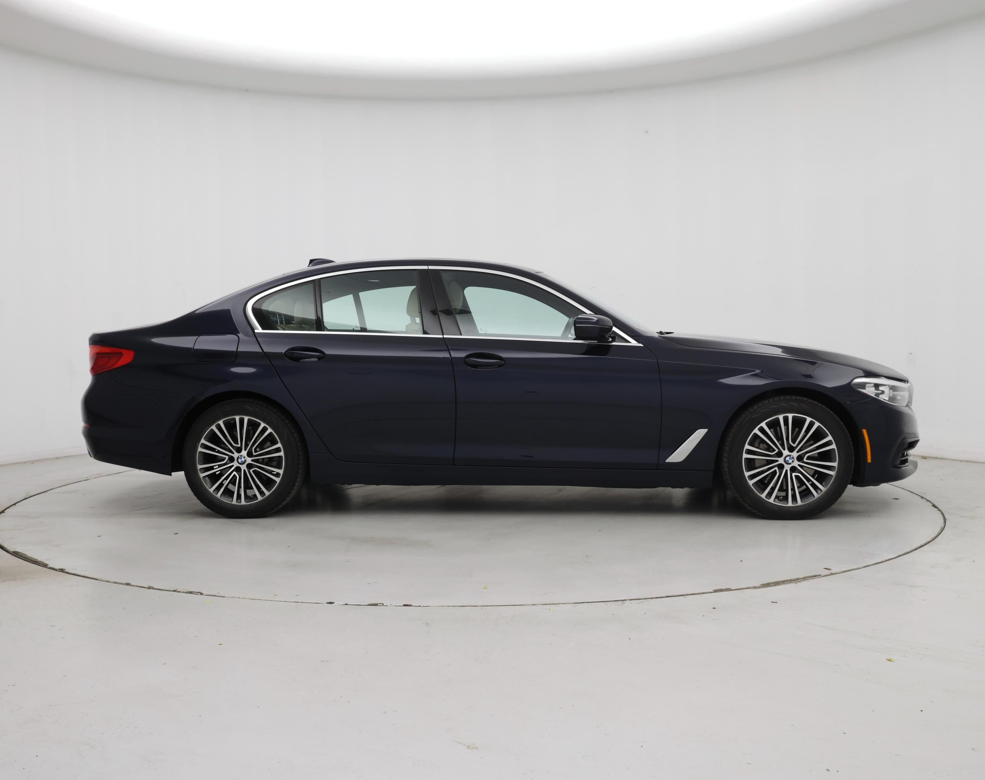 Thumbnail: 2020 BMW 5 Series - 7