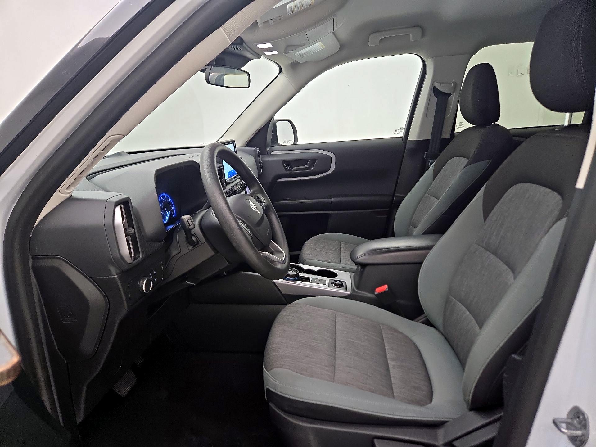 Thumbnail: 2022 Ford Bronco Sport - 11