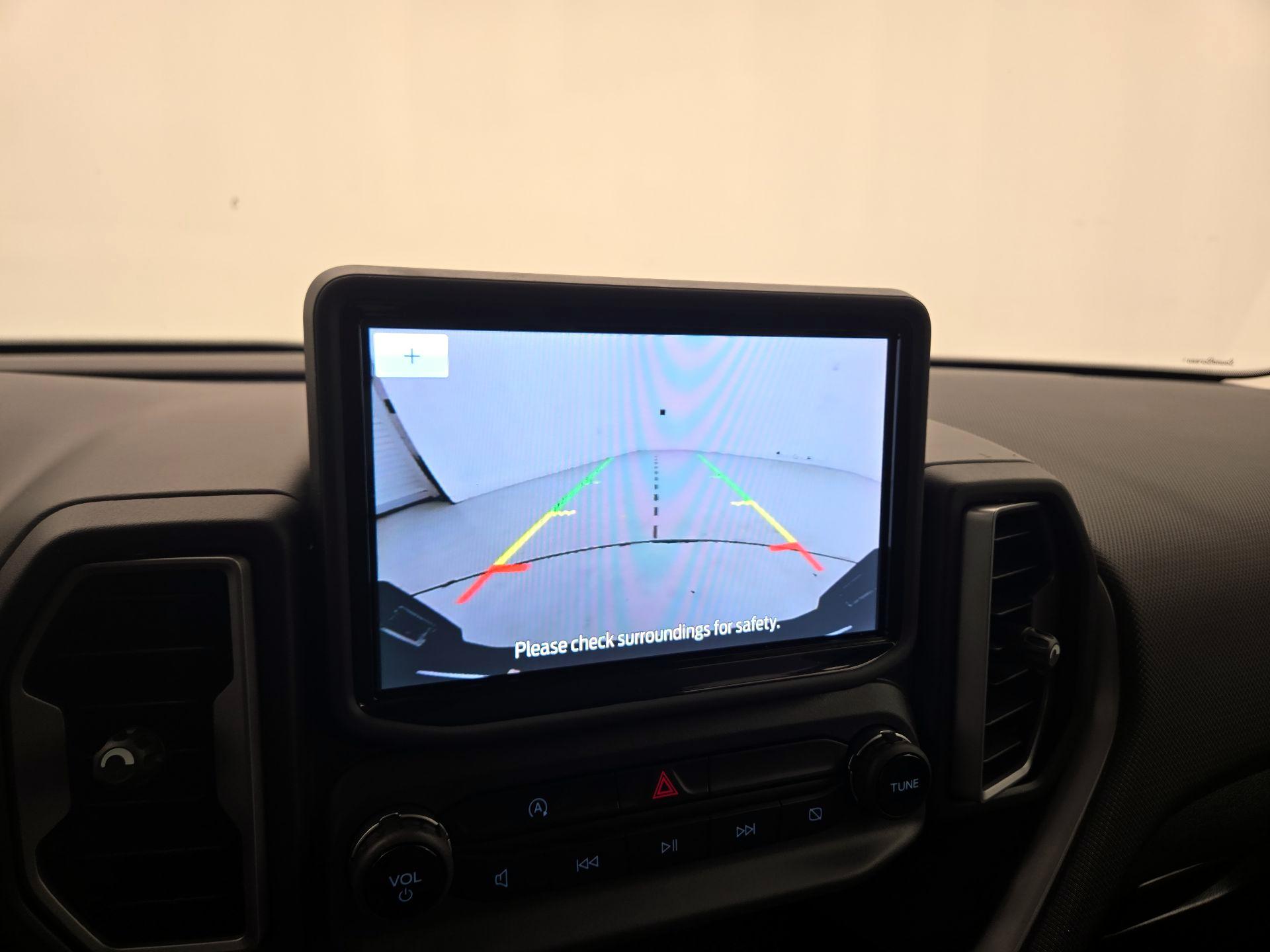 Thumbnail: 2022 Ford Bronco Sport - 14