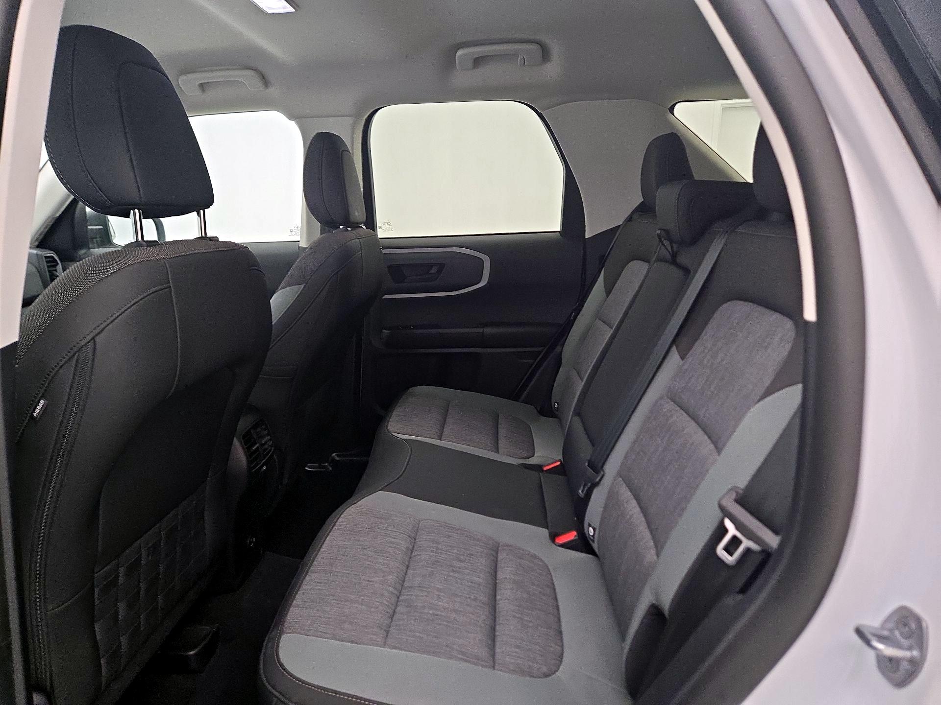 Thumbnail: 2022 Ford Bronco Sport - 19