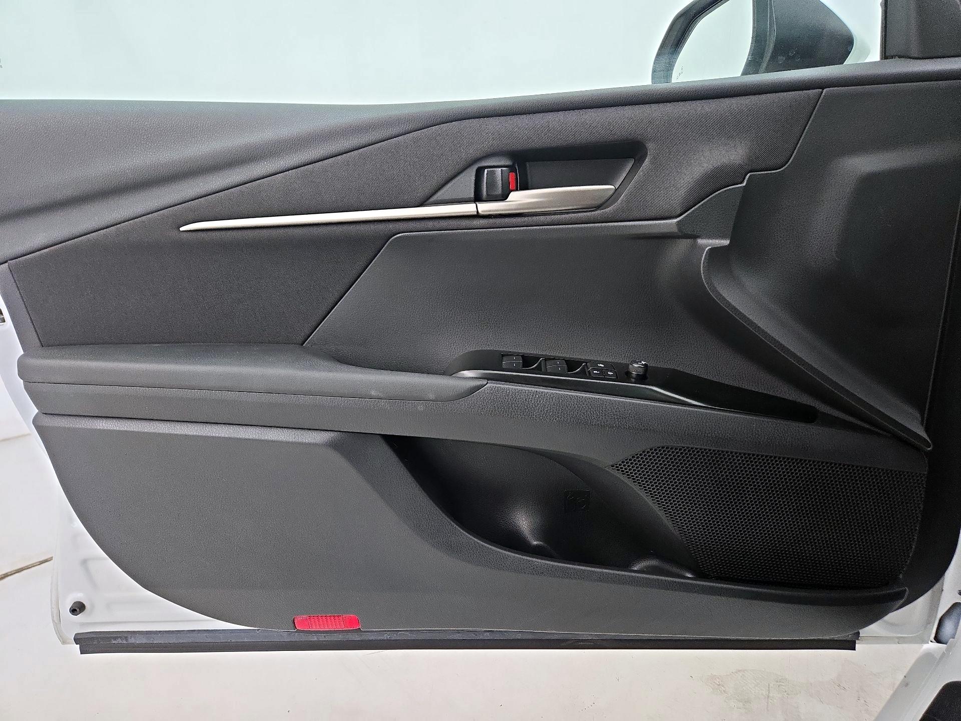 Thumbnail: 2025 Toyota Camry - 12