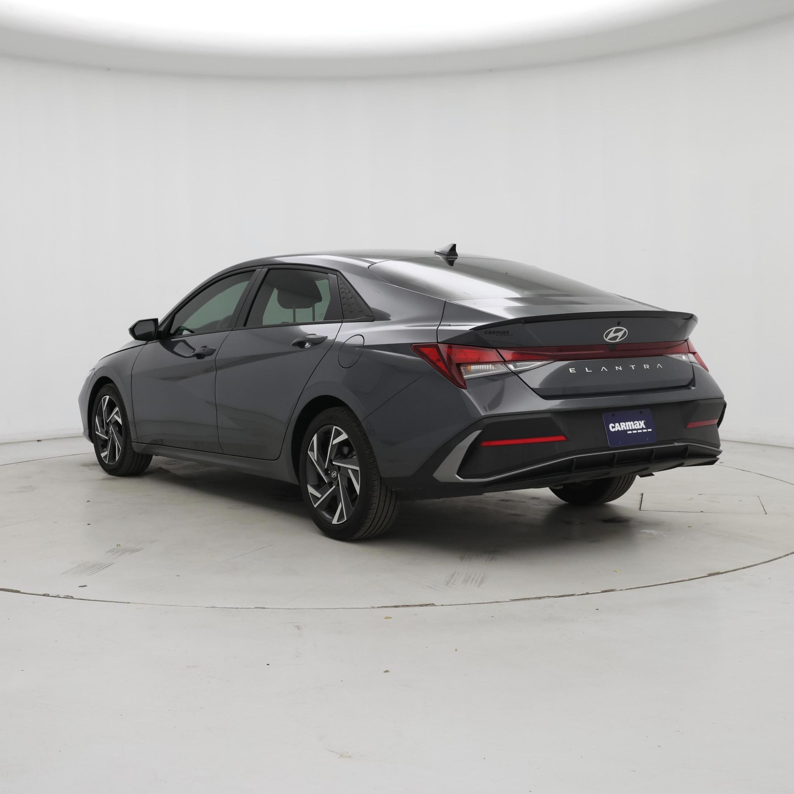 Thumbnail: 2025 Hyundai Elantra - 2