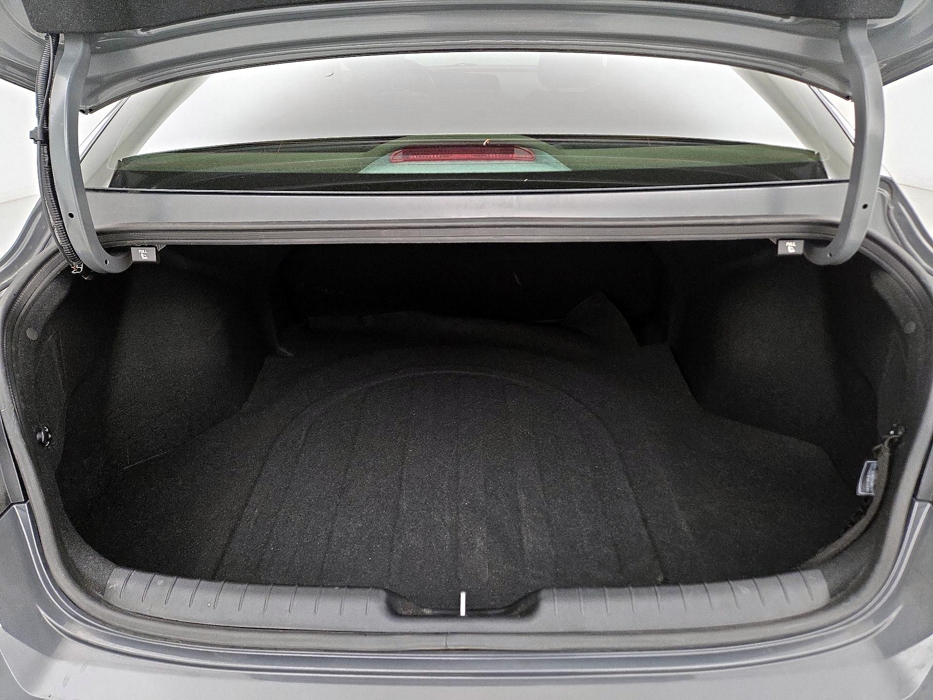 Thumbnail: 2025 Hyundai Elantra - 20