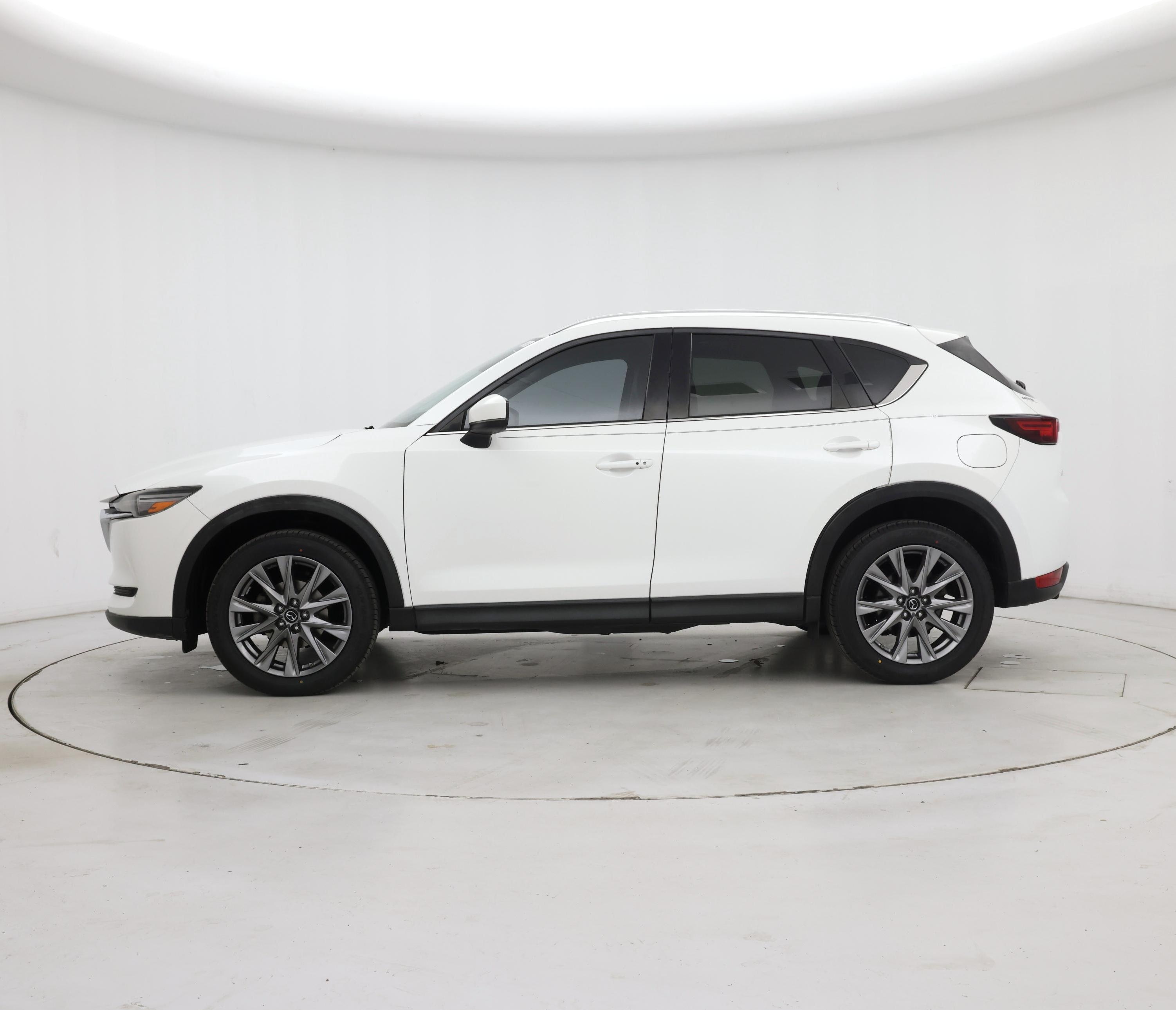 Thumbnail: 2020 Mazda CX-5 - 3