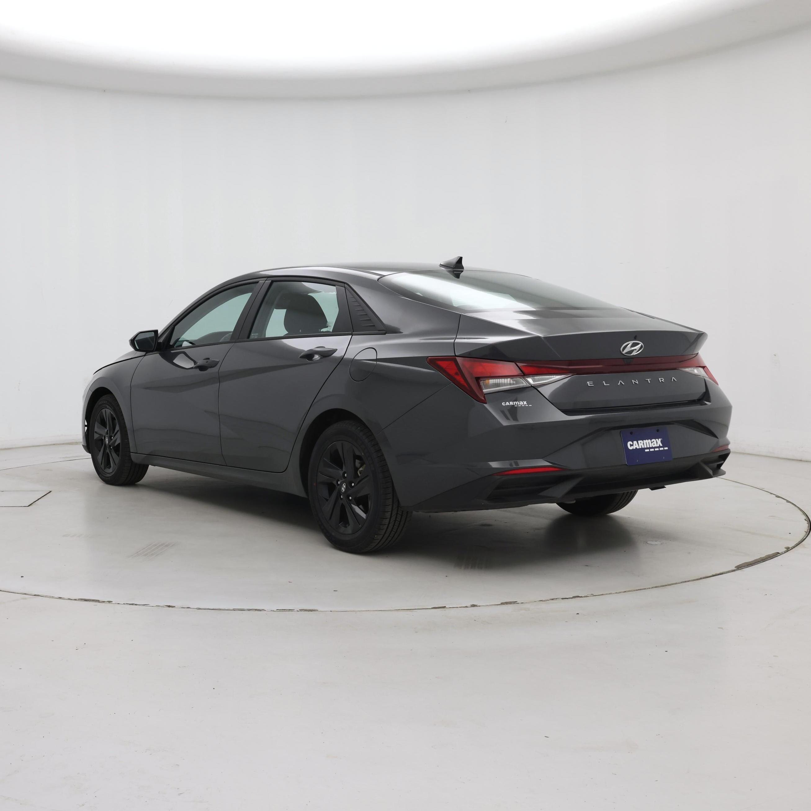 Thumbnail: 2023 Hyundai Elantra - 2