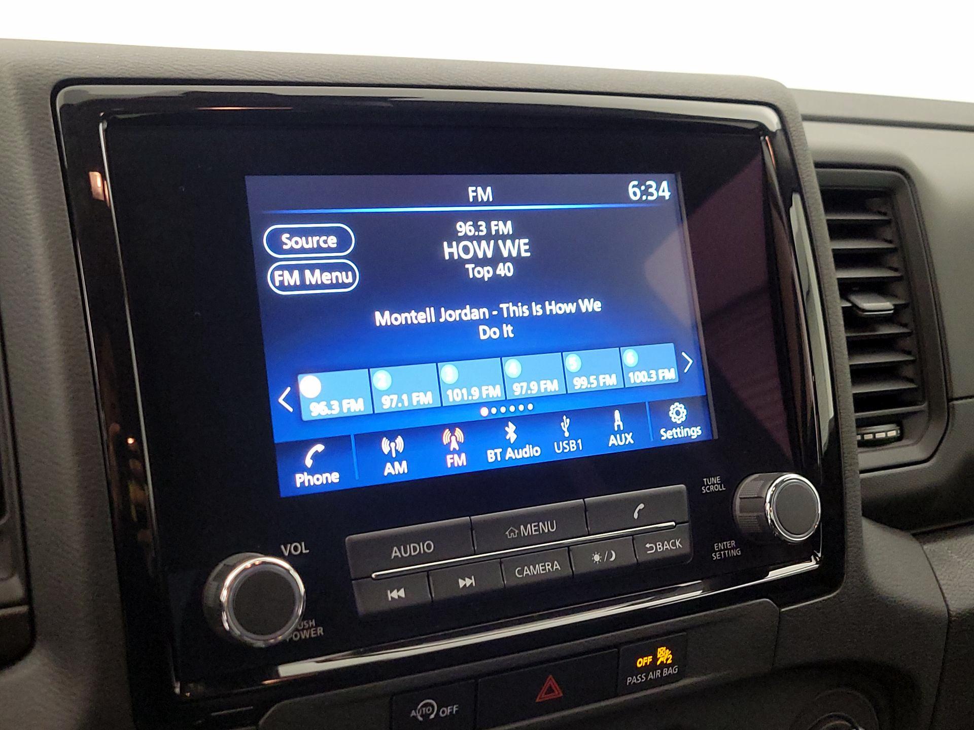 Thumbnail: 2024 Nissan Frontier - 15