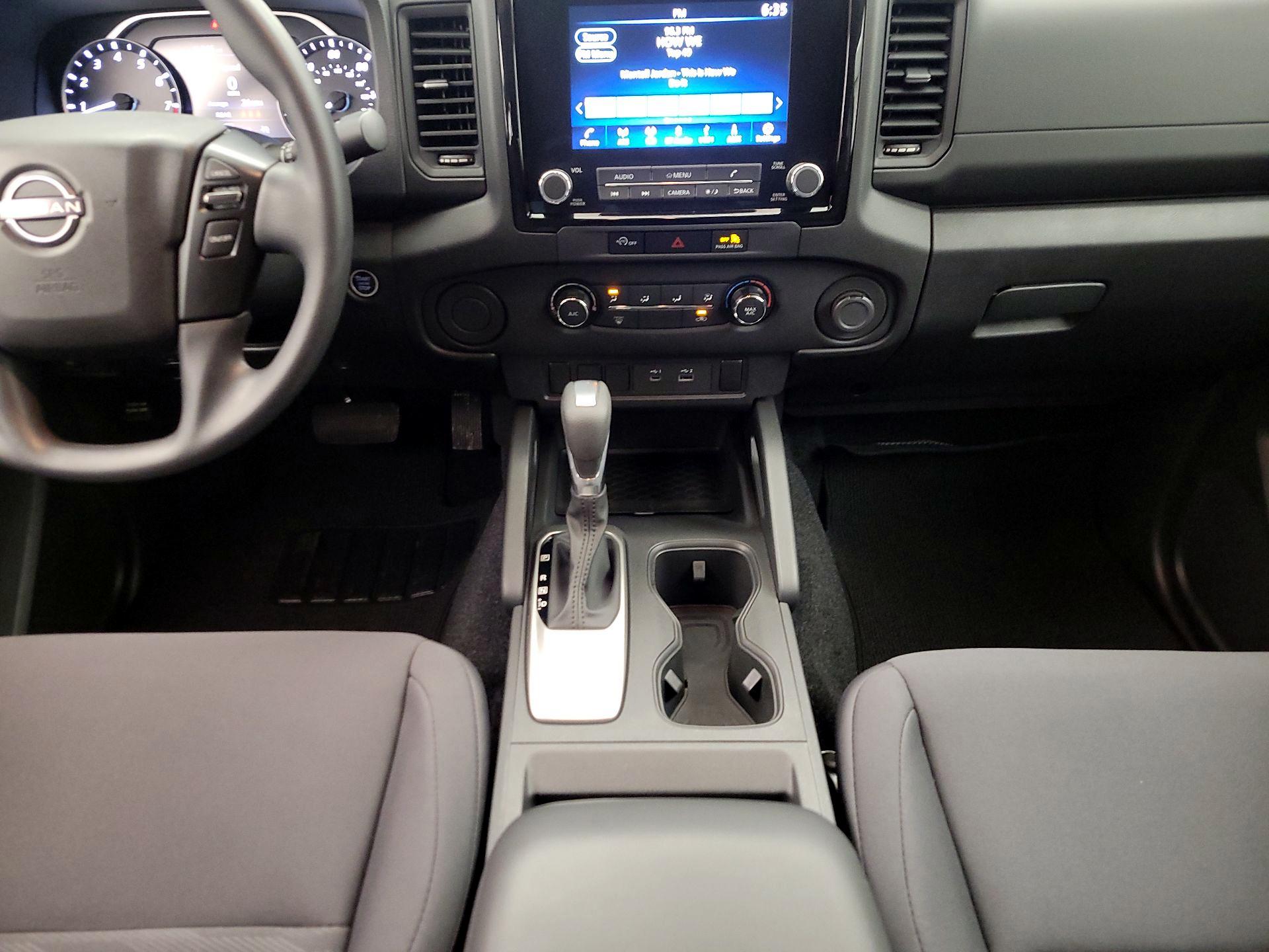 Thumbnail: 2024 Nissan Frontier - 17