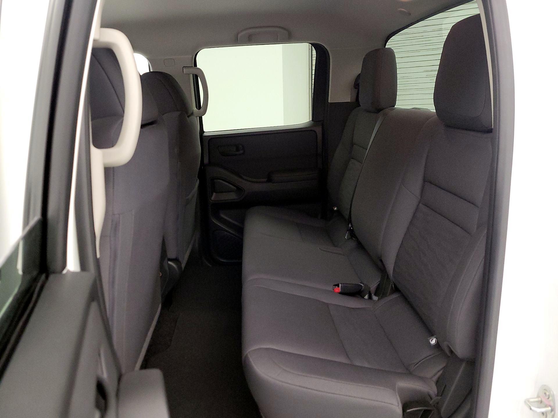 Thumbnail: 2024 Nissan Frontier - 19