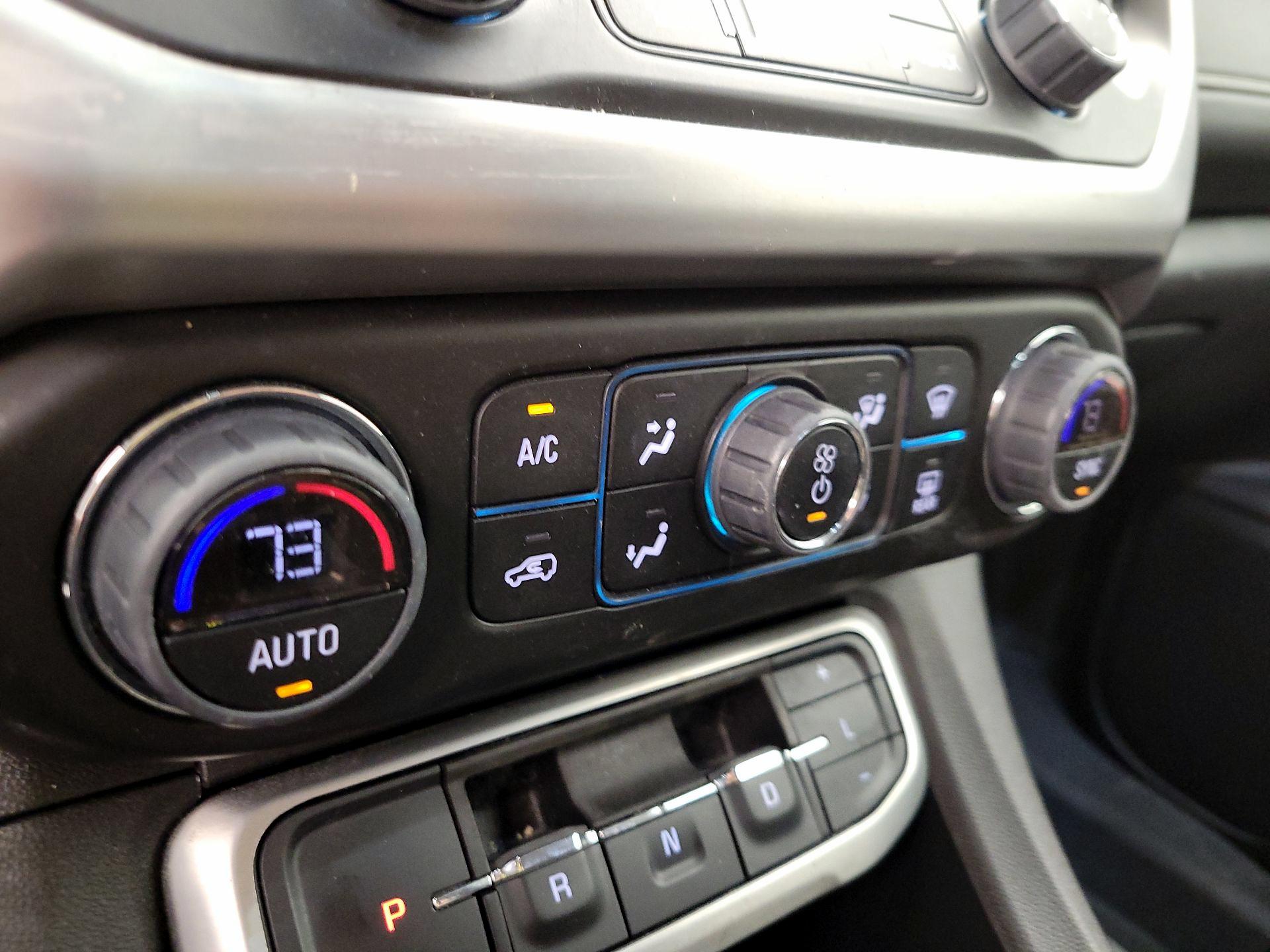 Thumbnail: 2023 GMC Acadia - 16