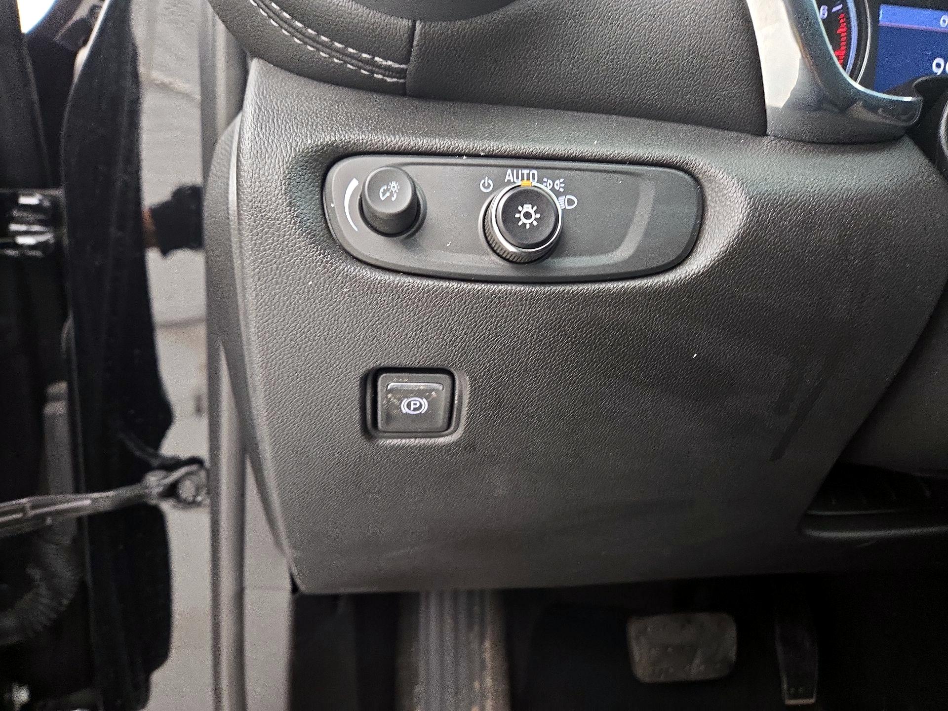 Thumbnail: 2023 Chevrolet Blazer - 13