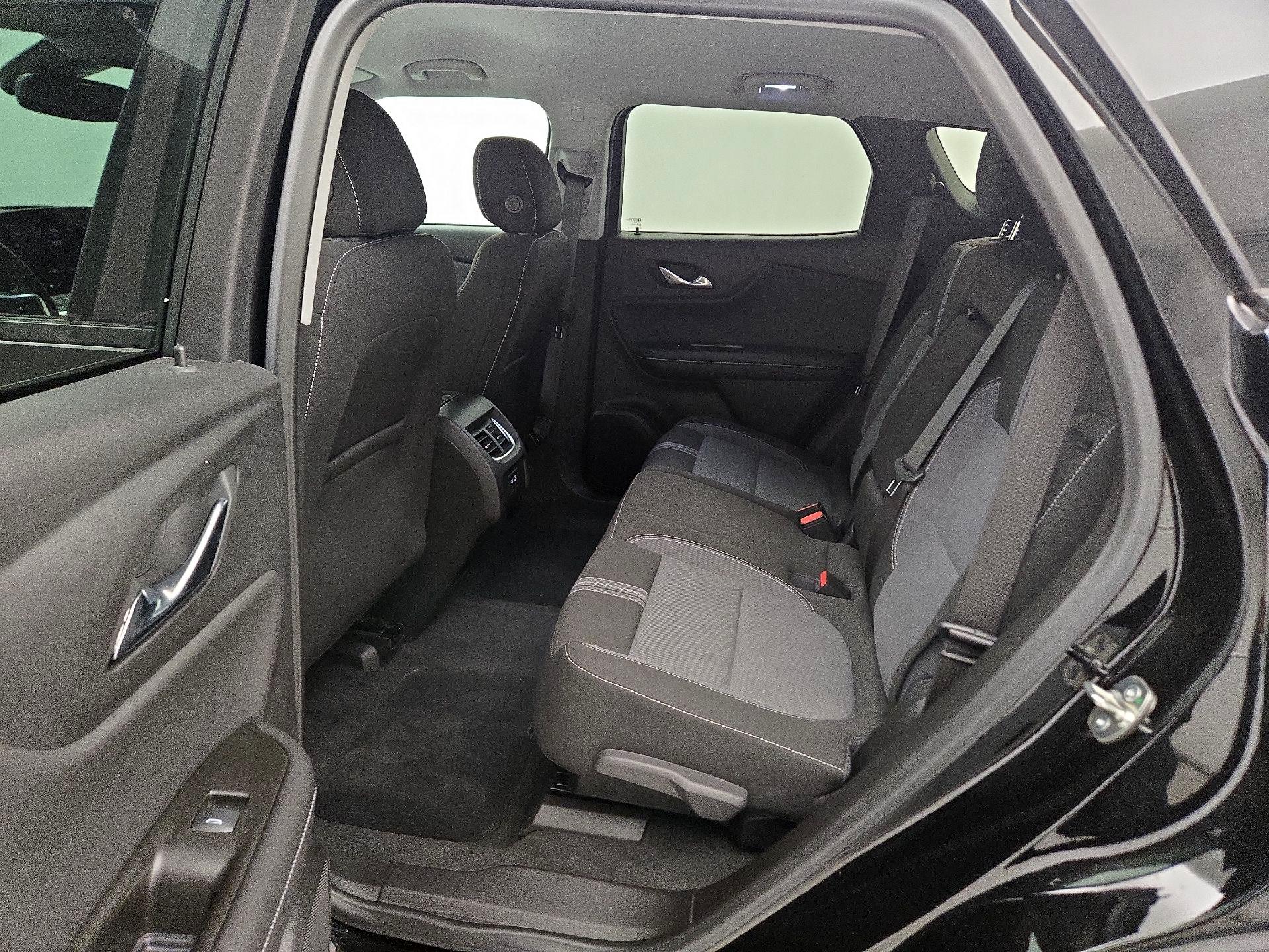 Thumbnail: 2023 Chevrolet Blazer - 19