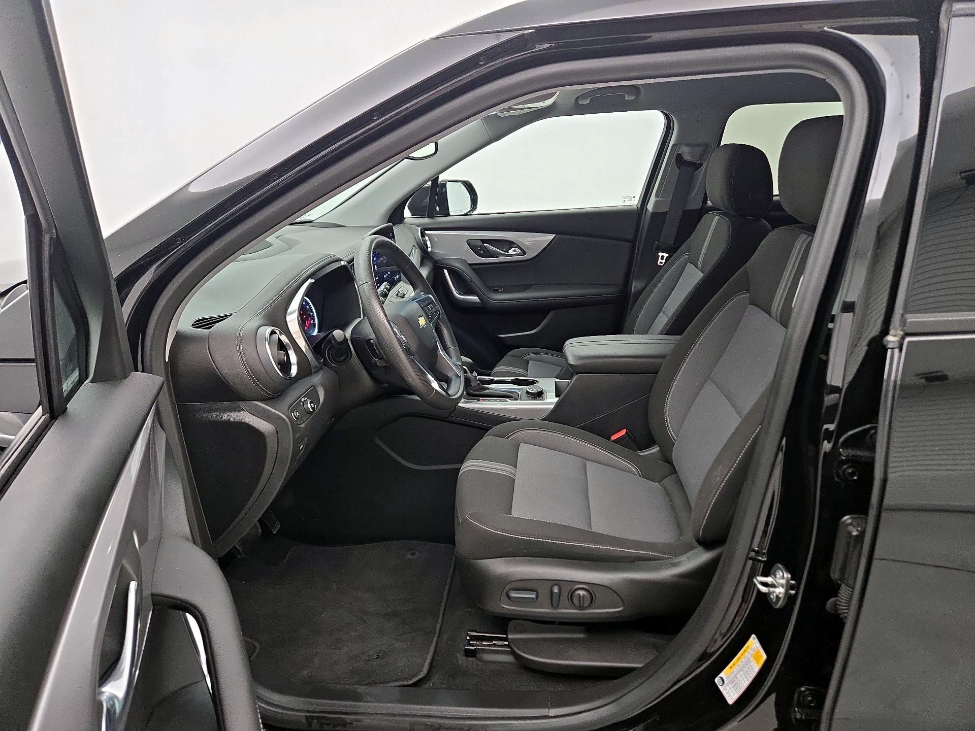 Thumbnail: 2023 Chevrolet Blazer - 11