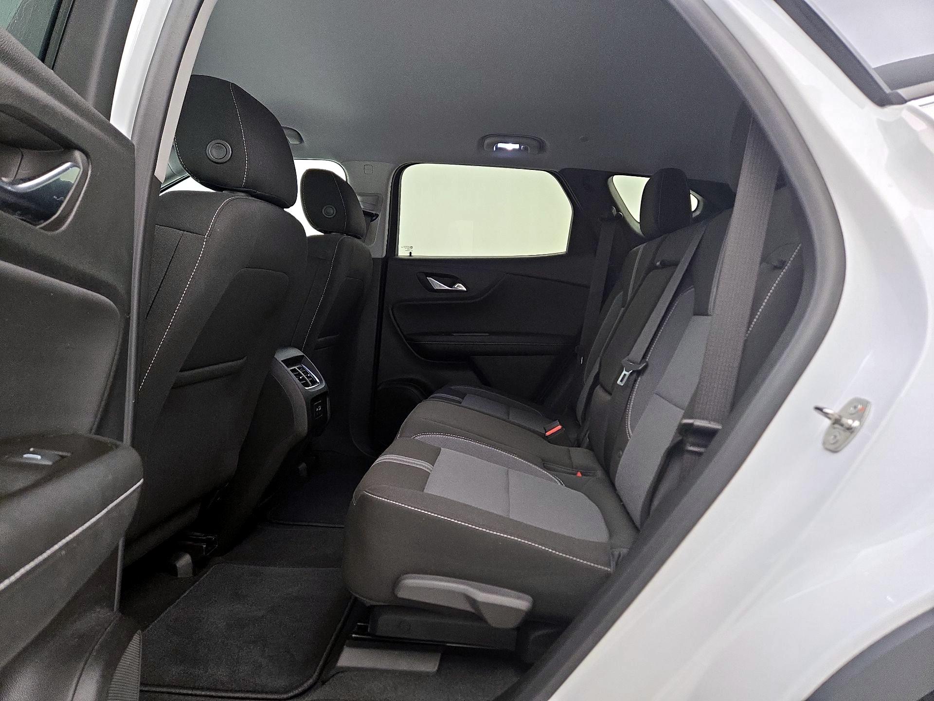 Thumbnail: 2023 Chevrolet Blazer - 19