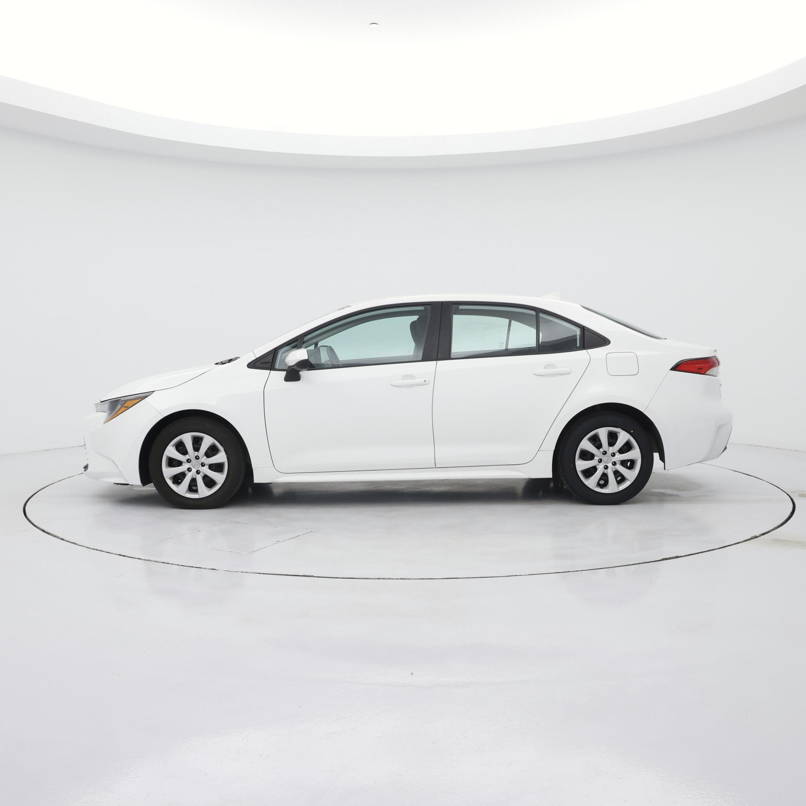 Thumbnail: 2024 Toyota Corolla - 3