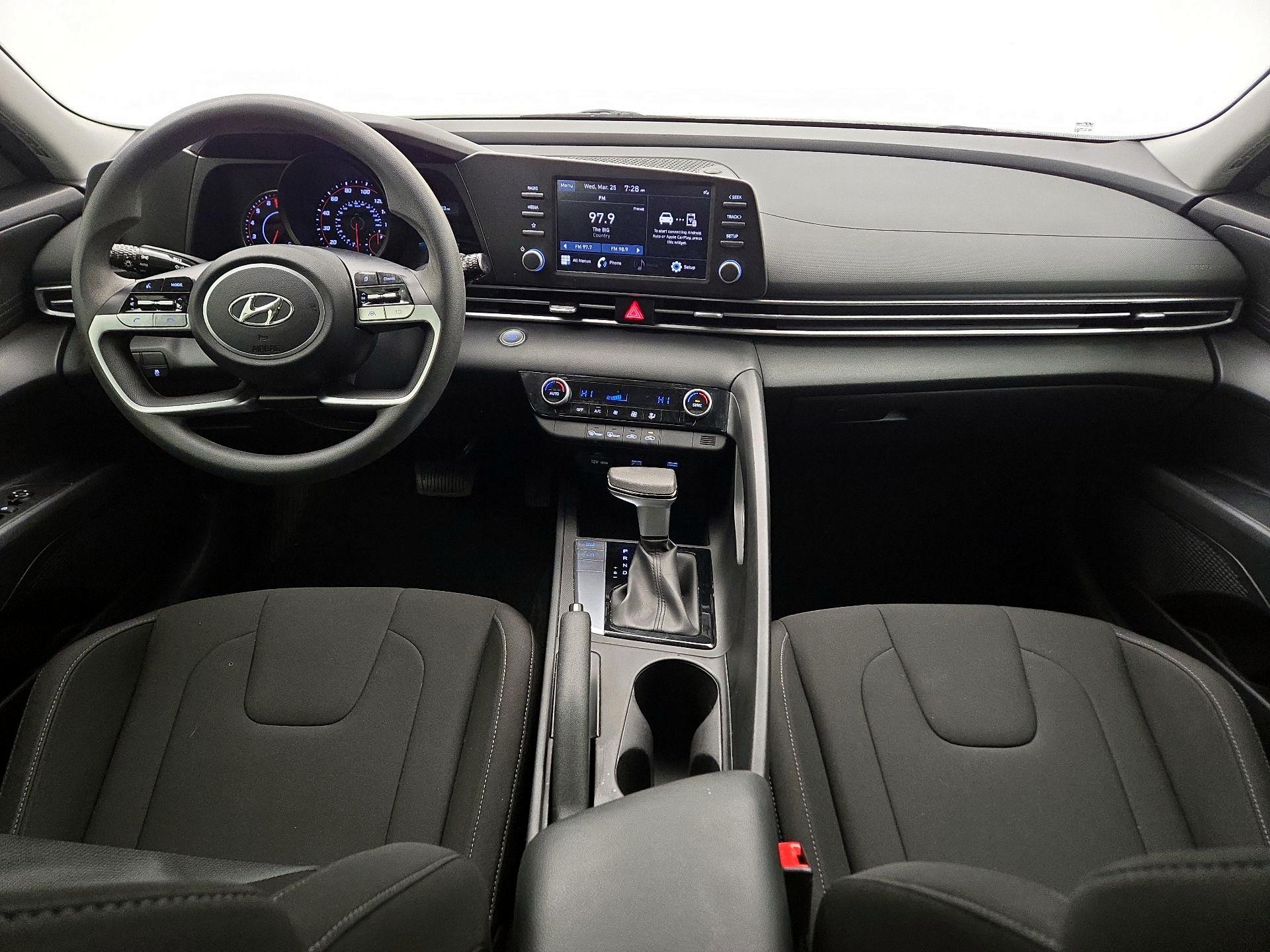 Thumbnail: 2023 Hyundai Elantra - 9