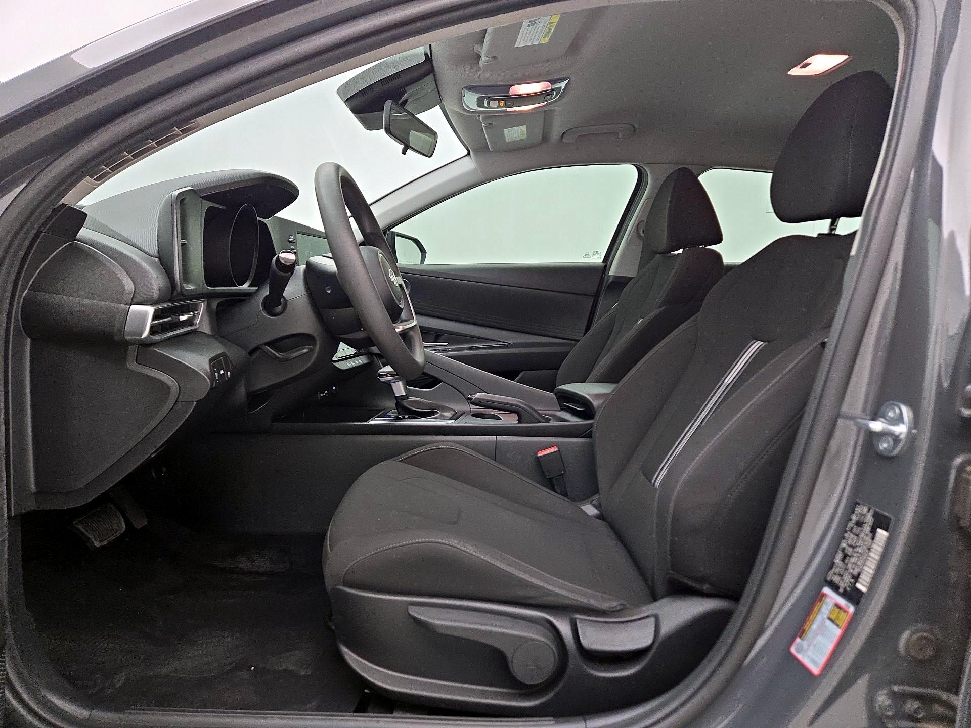 Thumbnail: 2023 Hyundai Elantra - 11