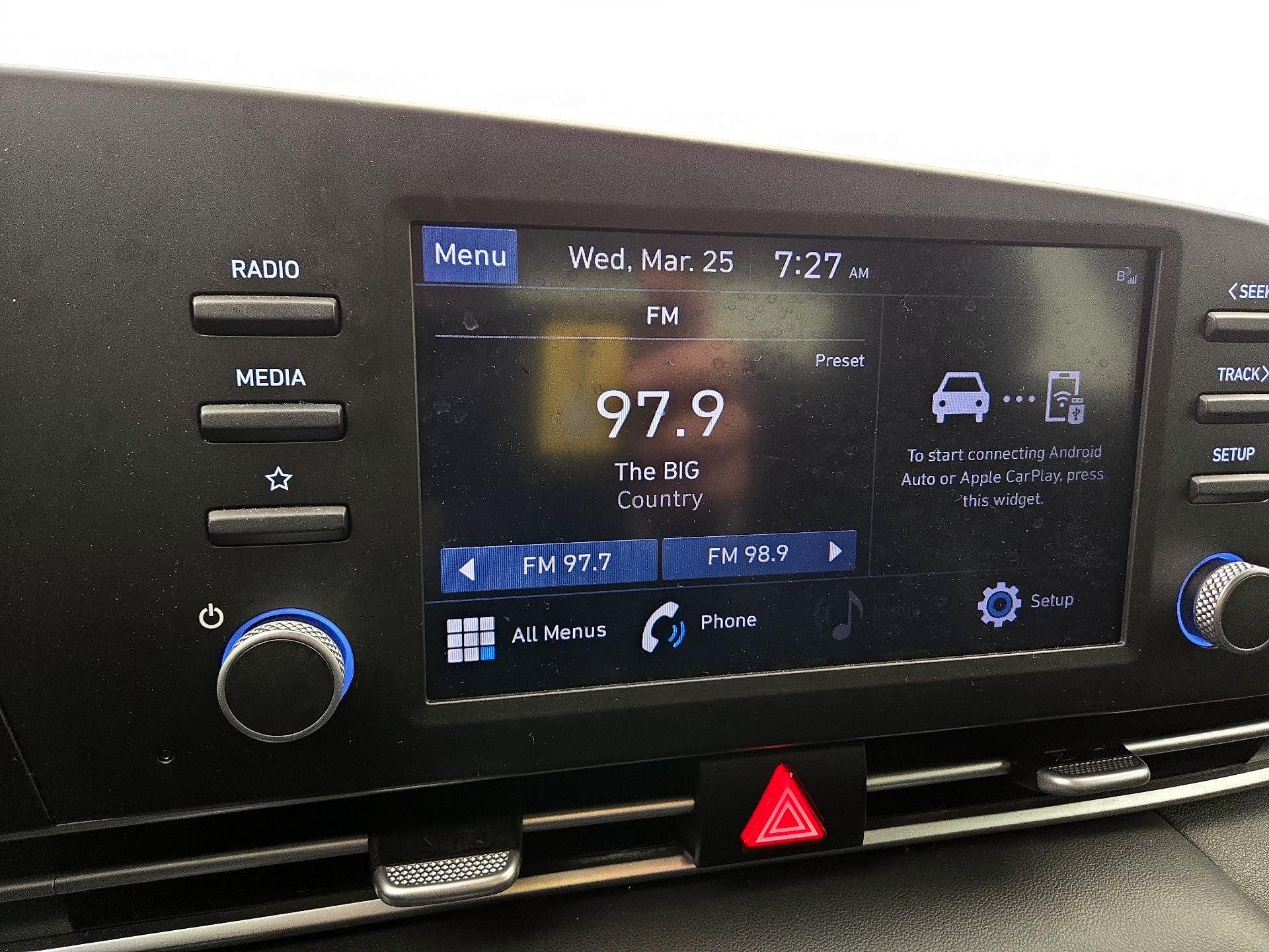 Thumbnail: 2023 Hyundai Elantra - 15