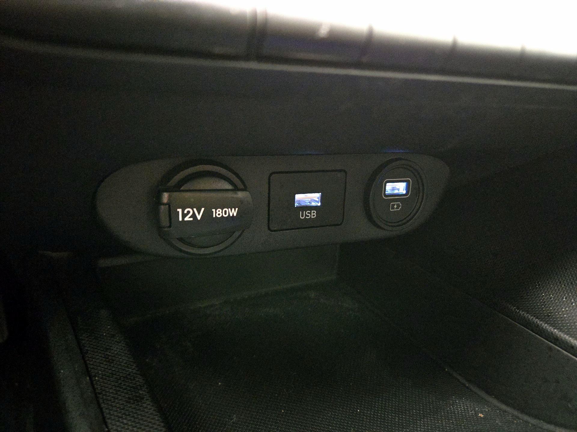 Thumbnail: 2023 Hyundai Elantra - 18