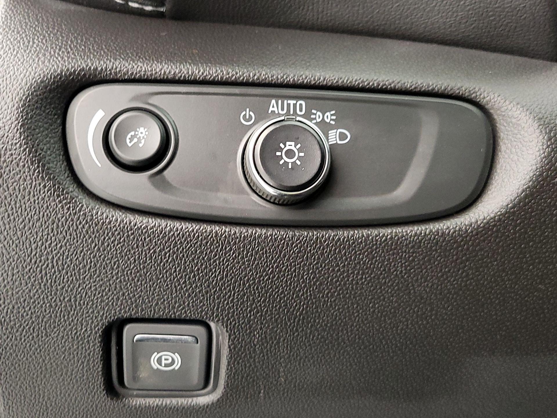 Thumbnail: 2023 Chevrolet Blazer - 13