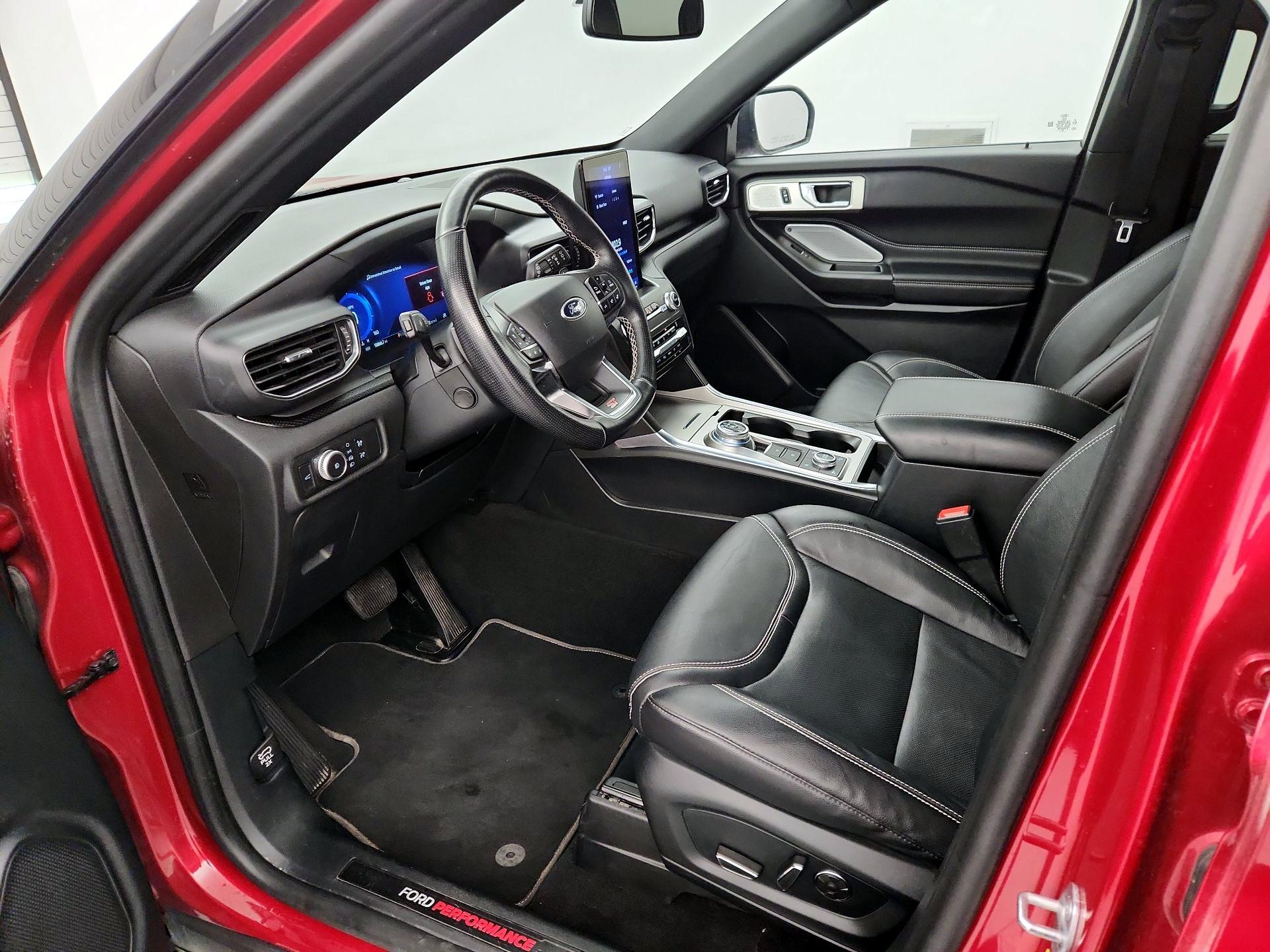 Thumbnail: 2020 Ford Explorer - 11