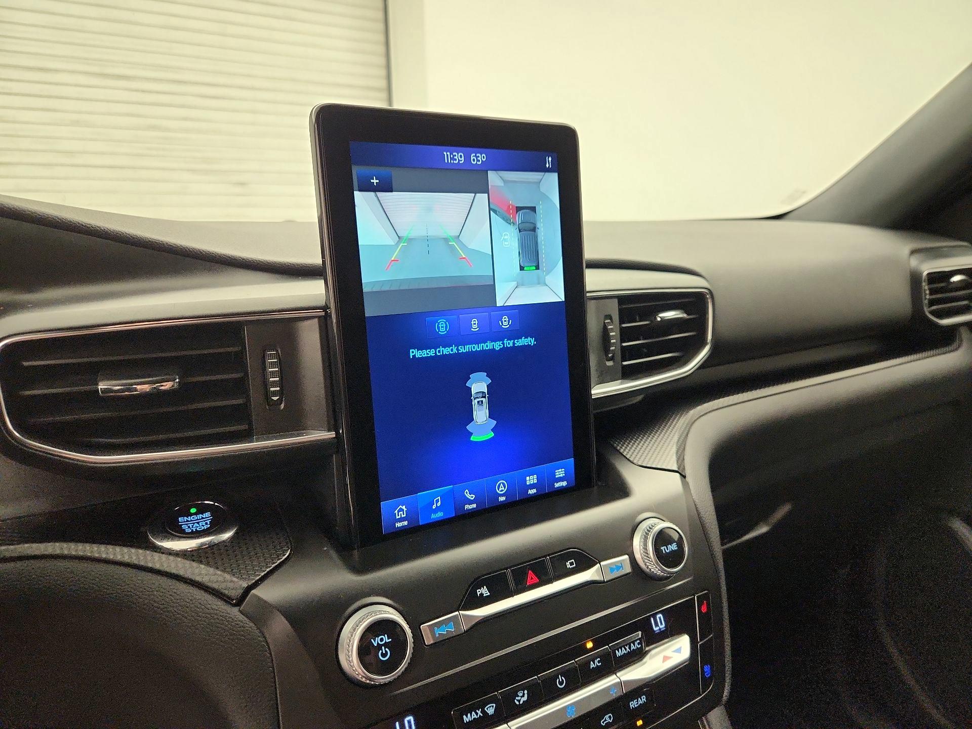 Thumbnail: 2020 Ford Explorer - 14