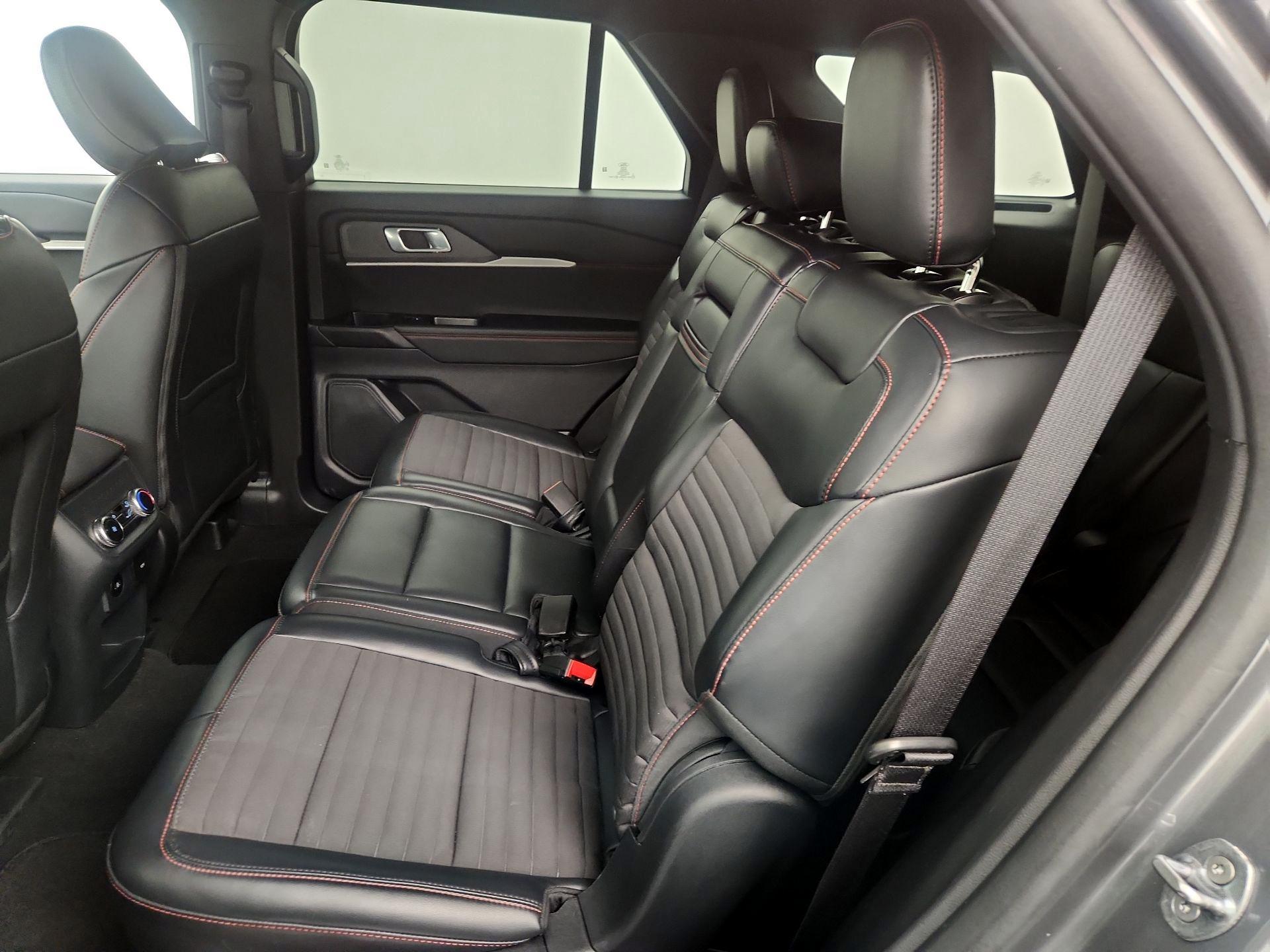 Thumbnail: 2025 Ford Explorer - 20