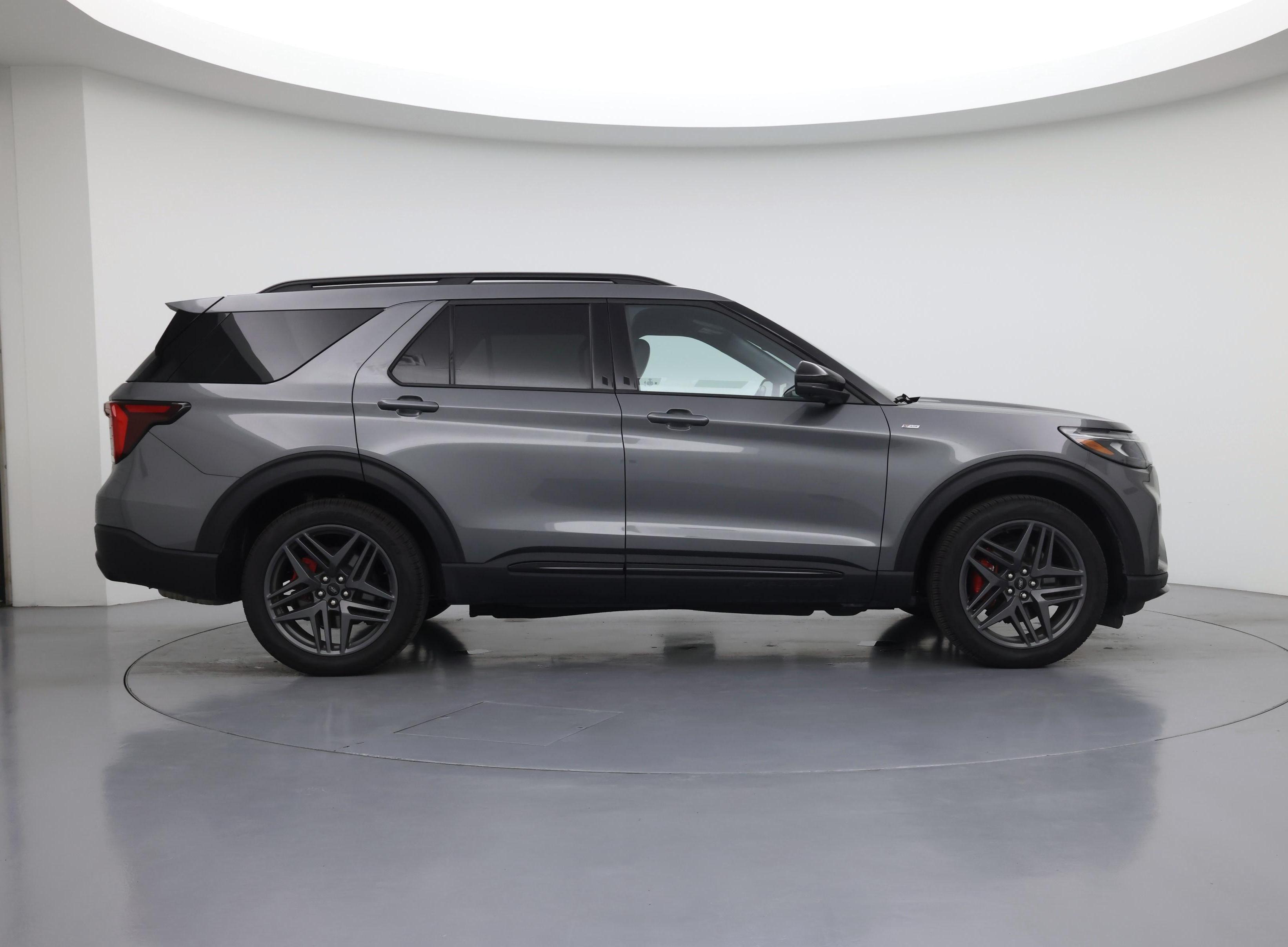 Thumbnail: 2025 Ford Explorer - 7