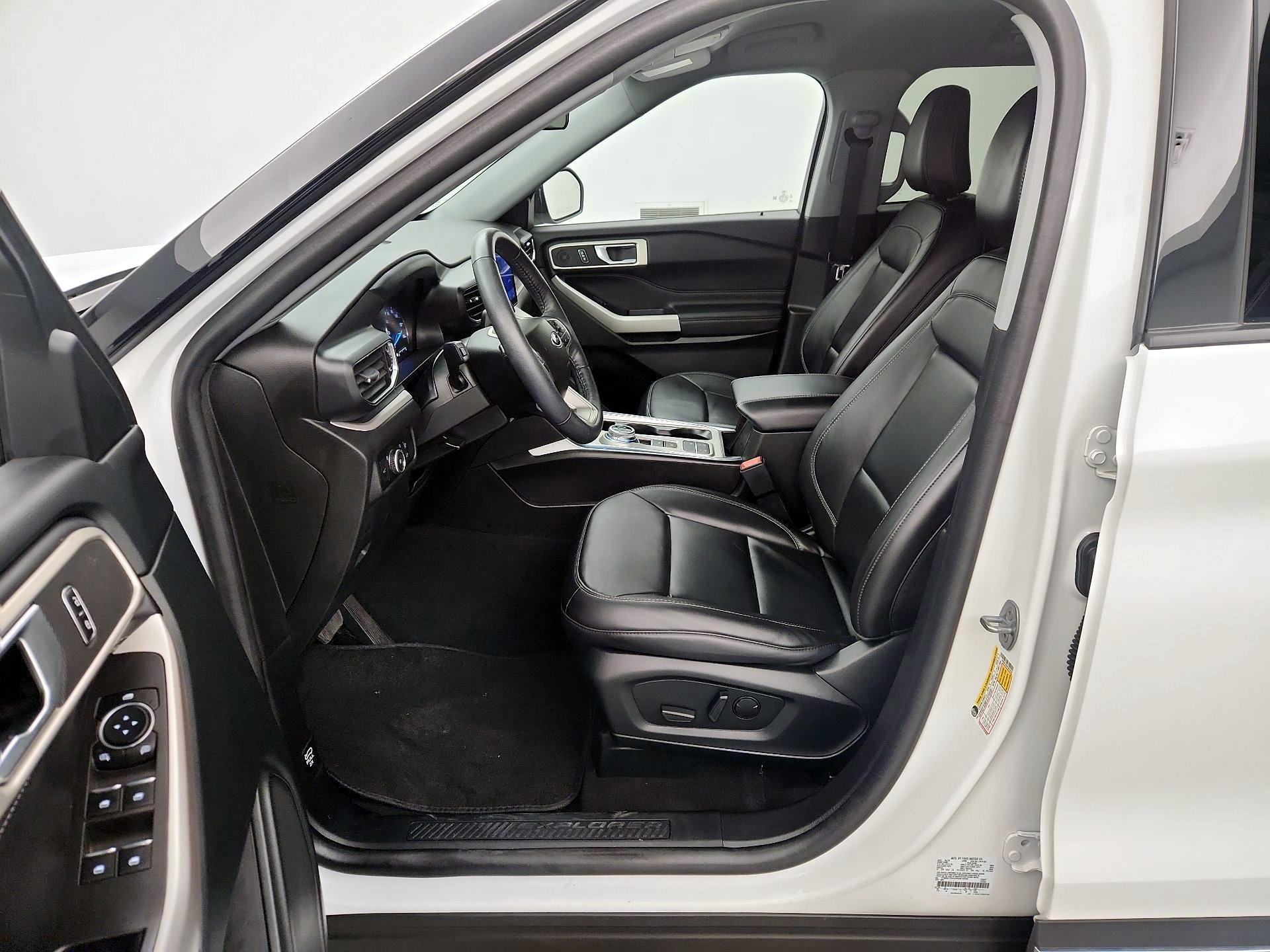 Thumbnail: 2023 Ford Explorer - 11