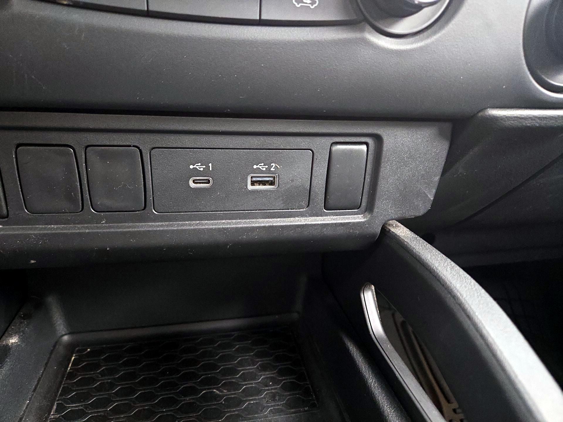 Thumbnail: 2022 Nissan Frontier - 18