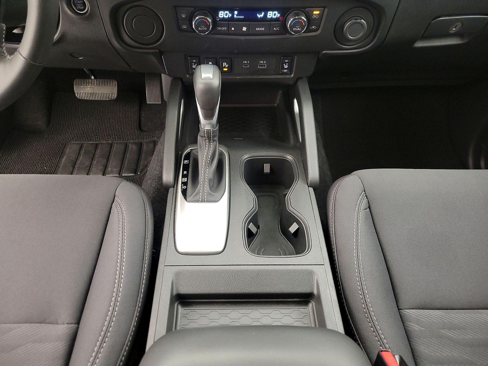 Thumbnail: 2024 Nissan Frontier - 17