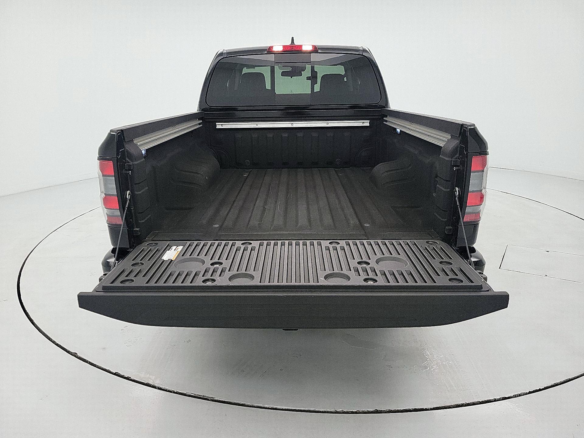 Thumbnail: 2024 Nissan Frontier - 20