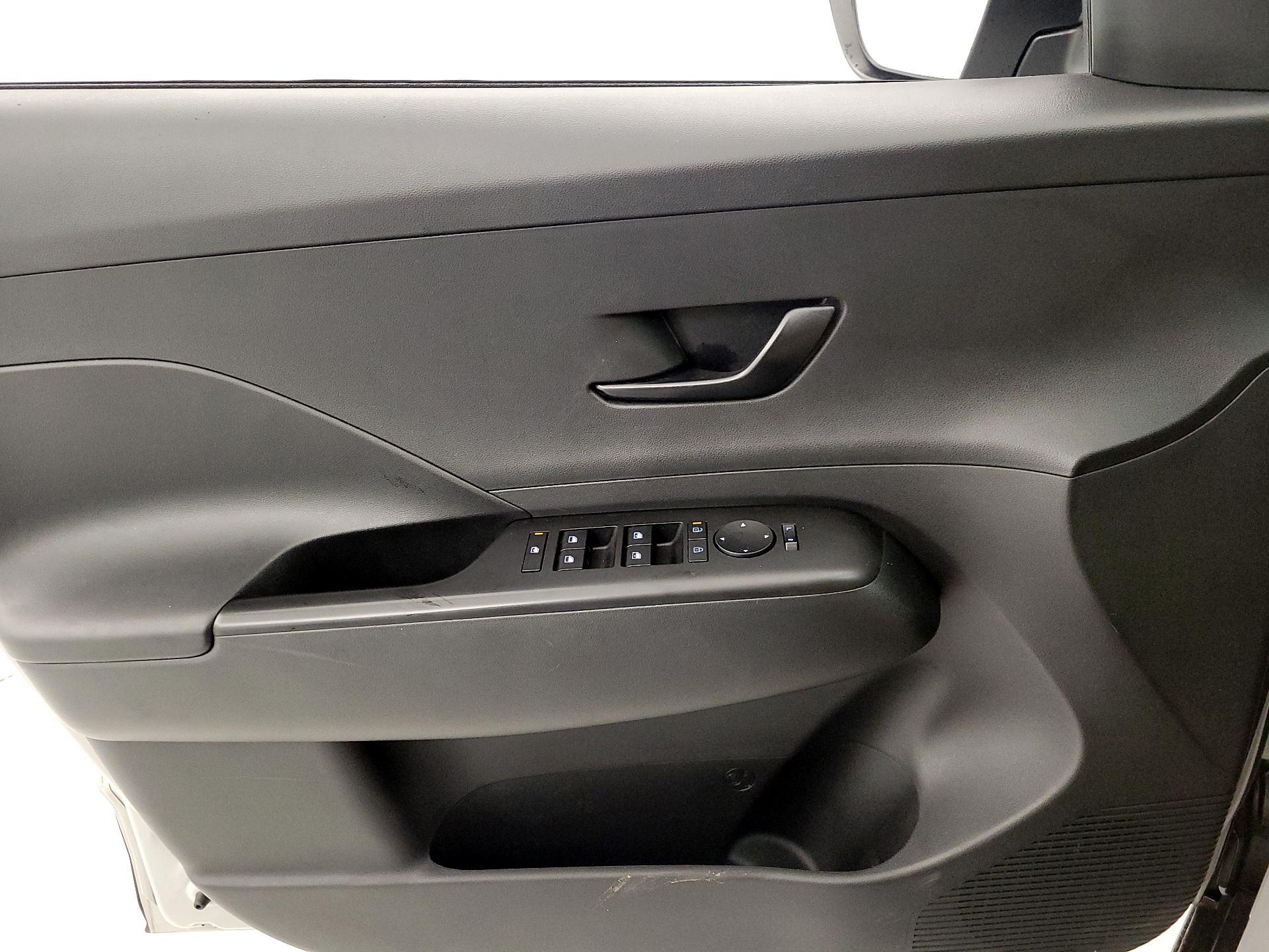 Thumbnail: 2024 Hyundai Kona - 12