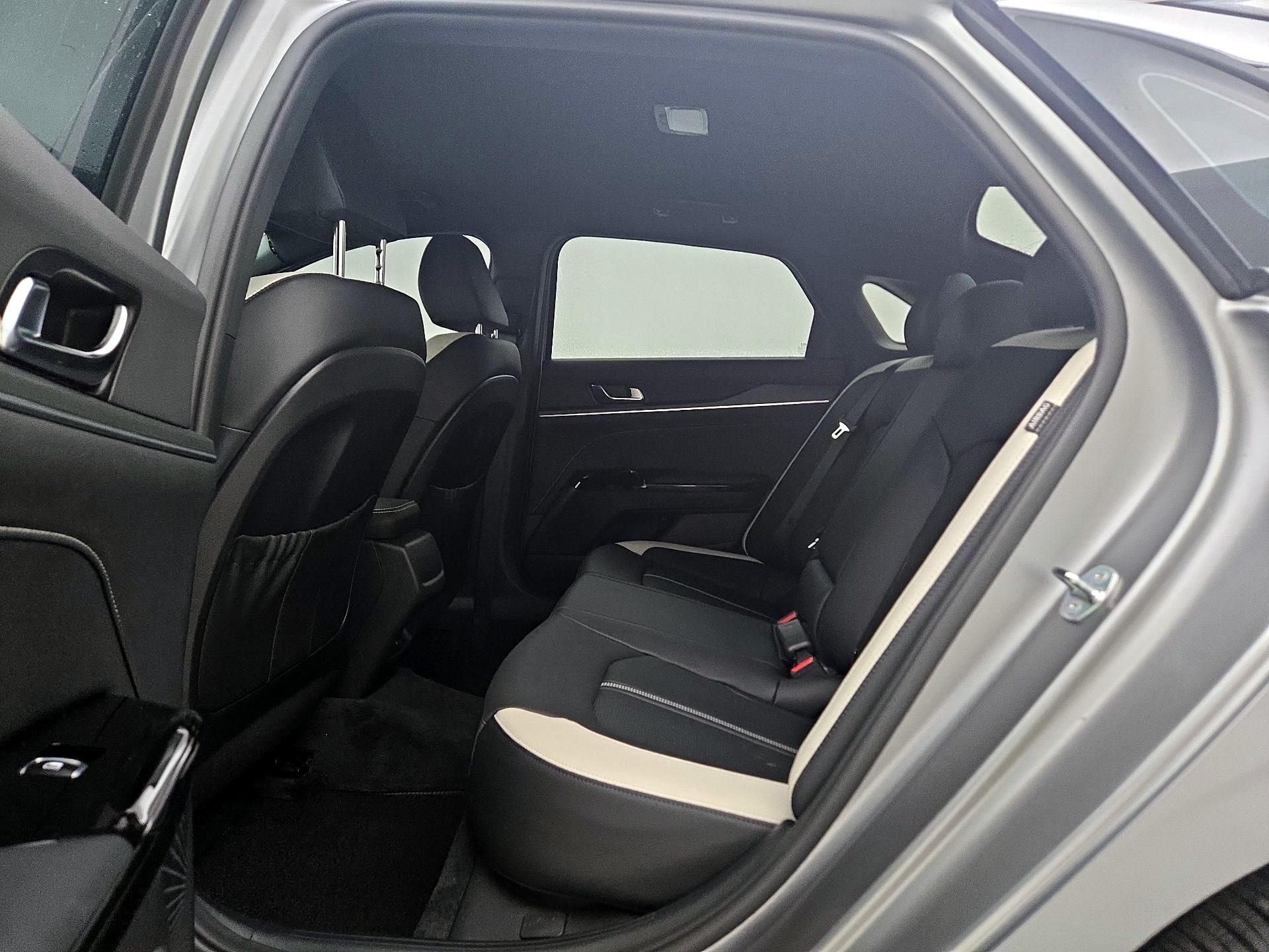 Thumbnail: 2025 Kia K5 - 20