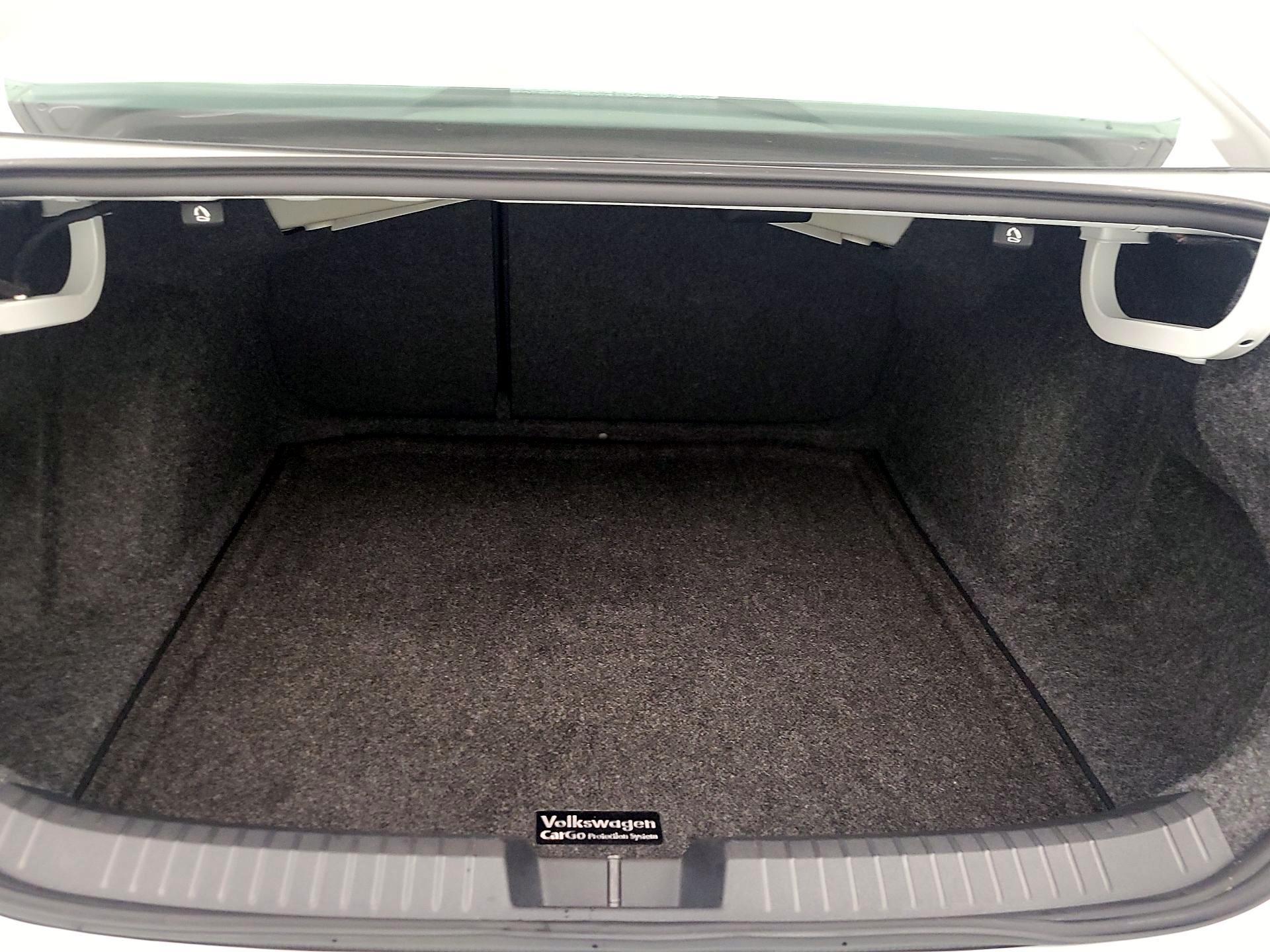 Thumbnail: 2023 Volkswagen Jetta - 20