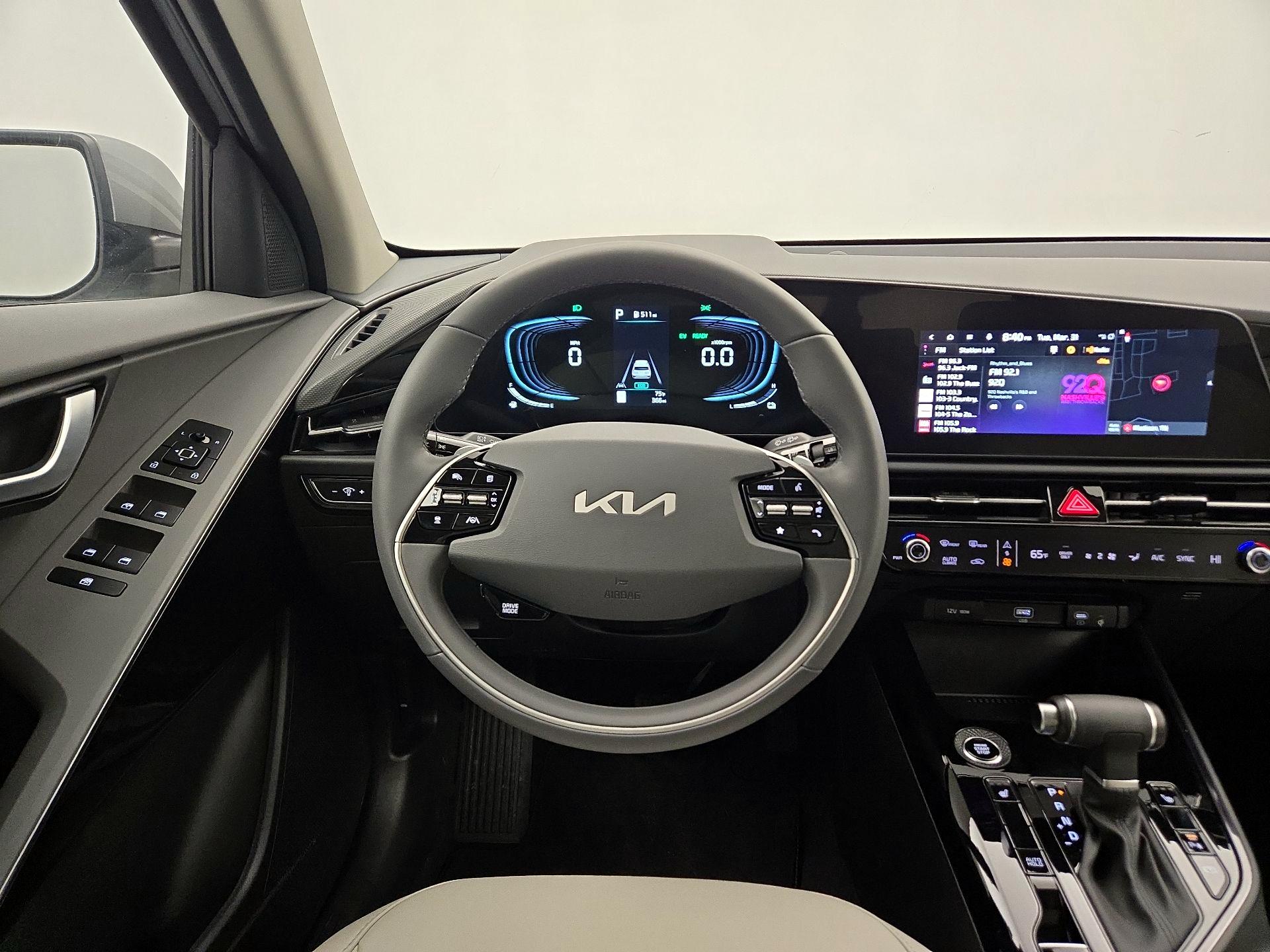 Thumbnail: 2025 Kia Niro - 10