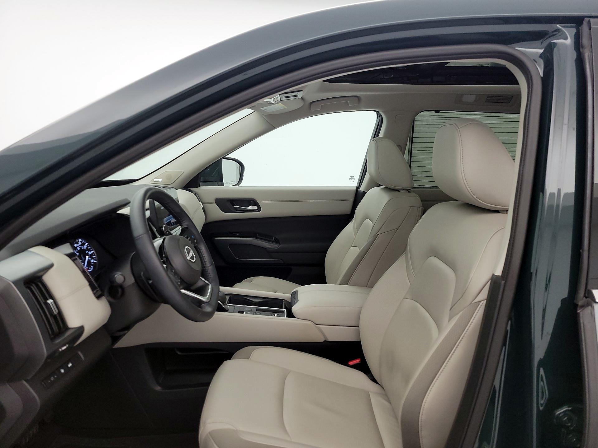 Thumbnail: 2025 Nissan Pathfinder - 11