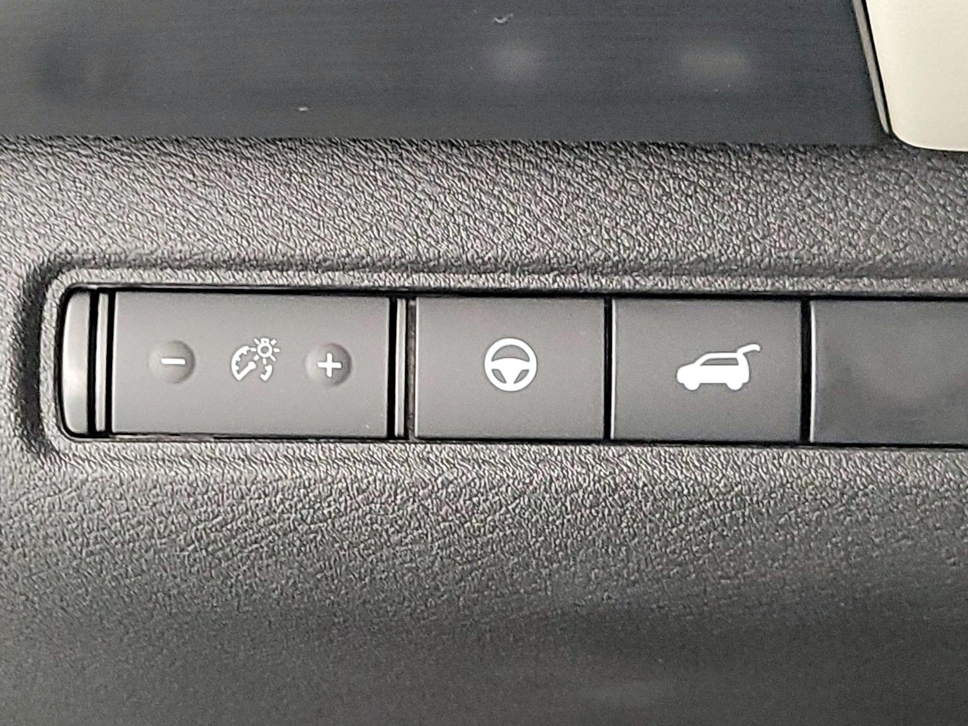 Thumbnail: 2025 Nissan Pathfinder - 13