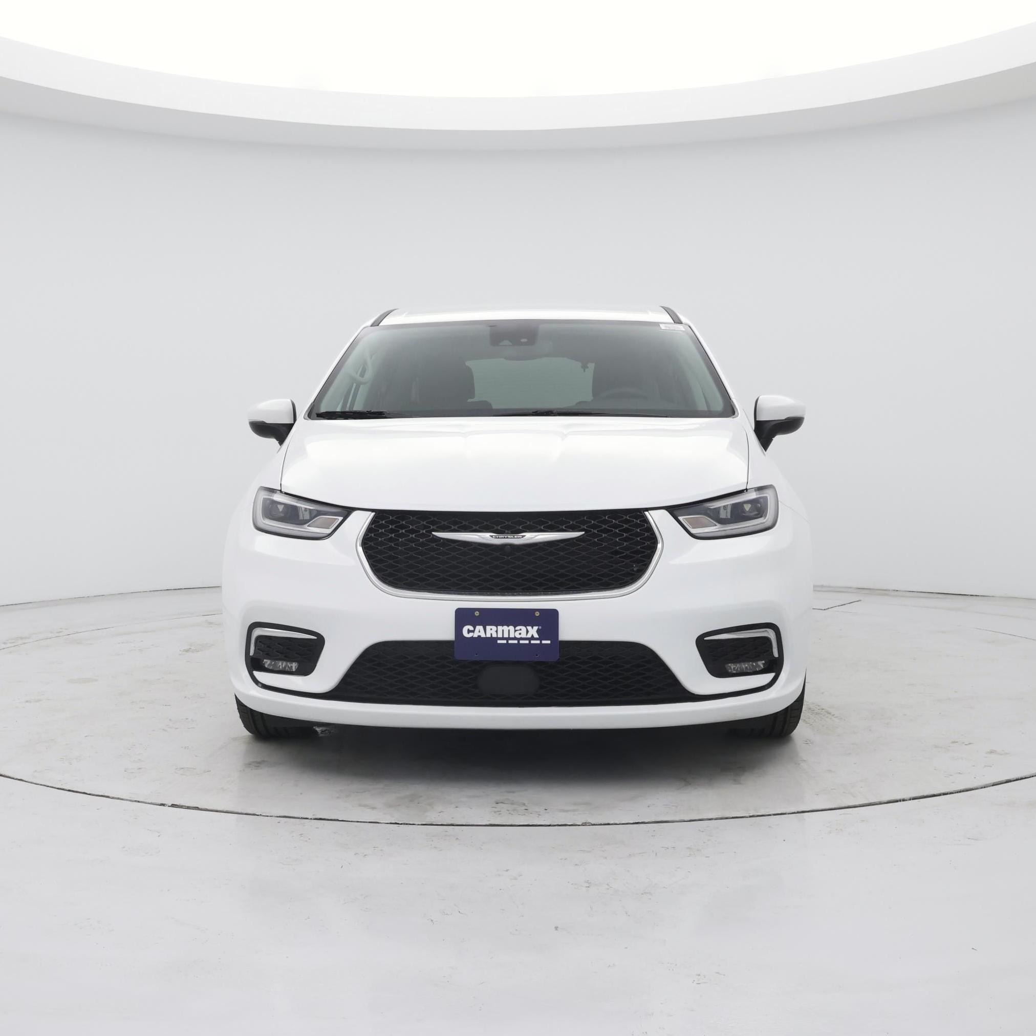 Thumbnail: 2023 Chrysler Pacifica - 5