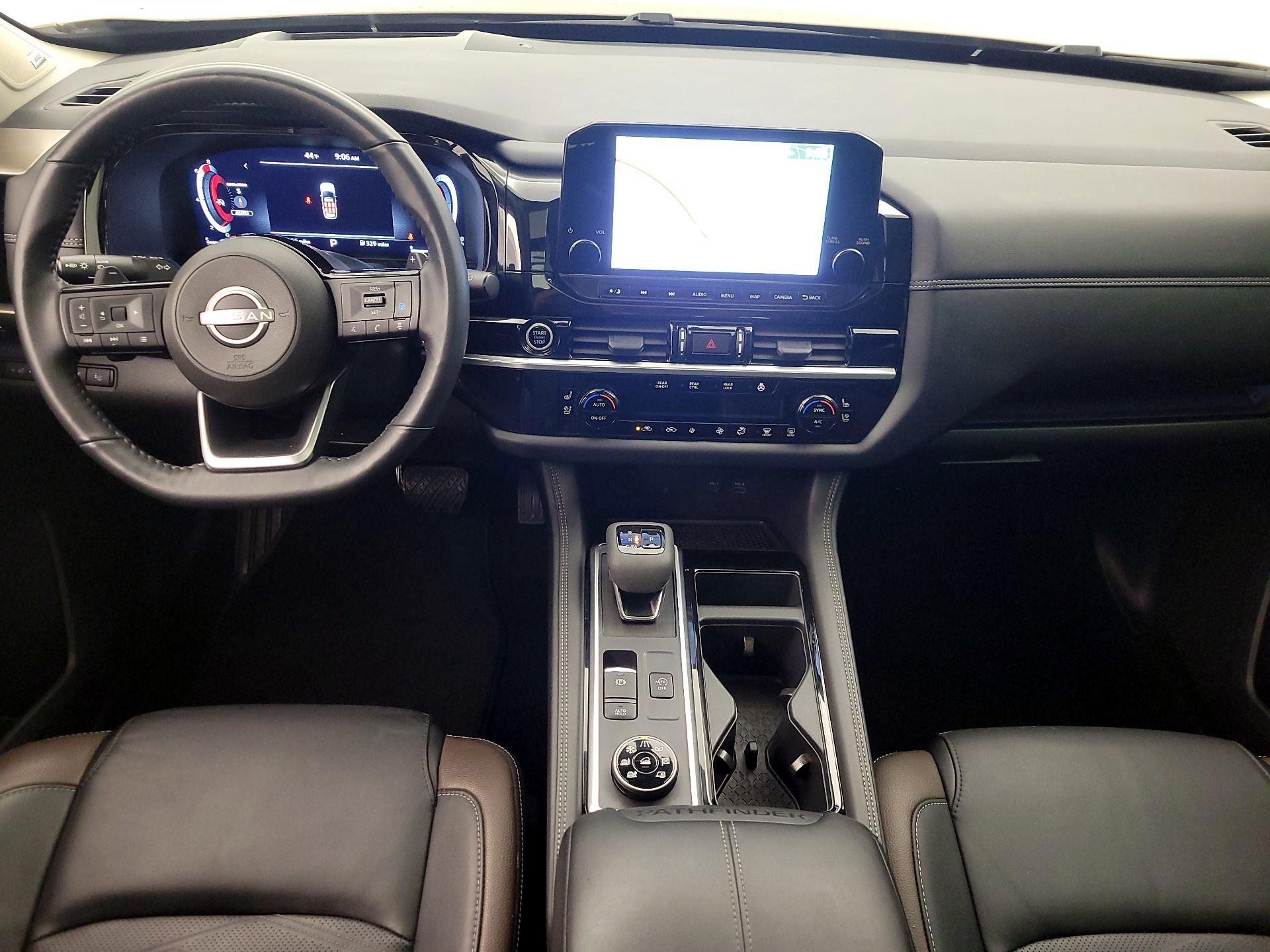 Thumbnail: 2024 Nissan Pathfinder - 9