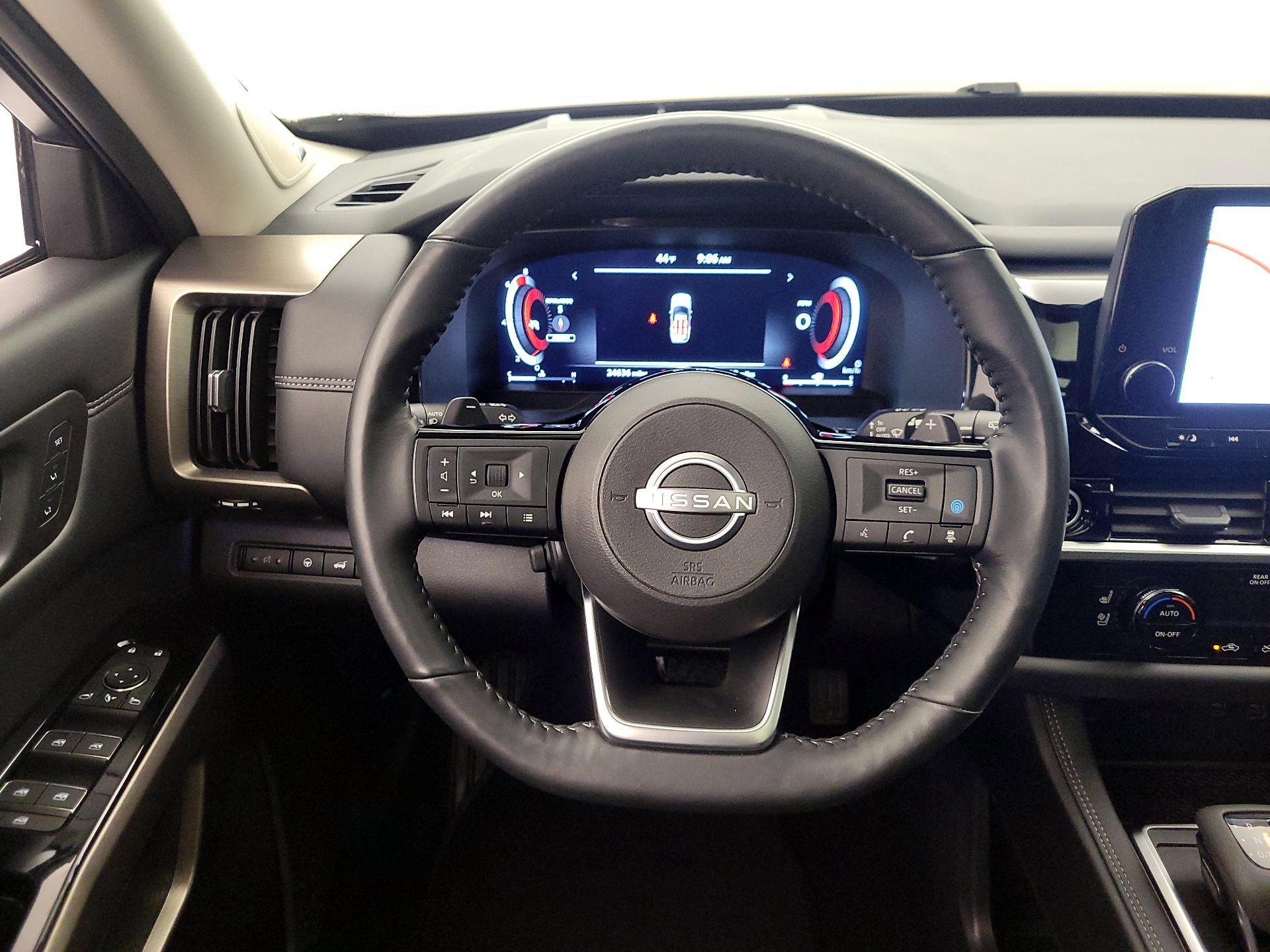 Thumbnail: 2024 Nissan Pathfinder - 10