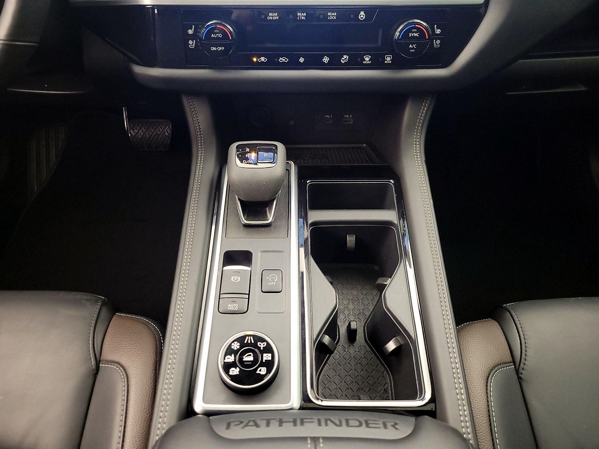 Thumbnail: 2024 Nissan Pathfinder - 18