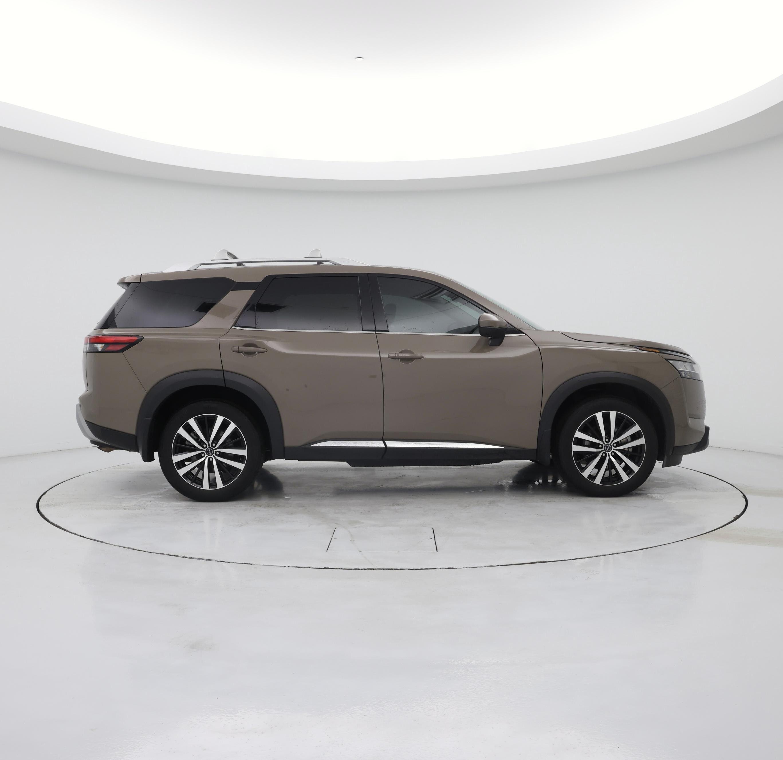 Thumbnail: 2024 Nissan Pathfinder - 7