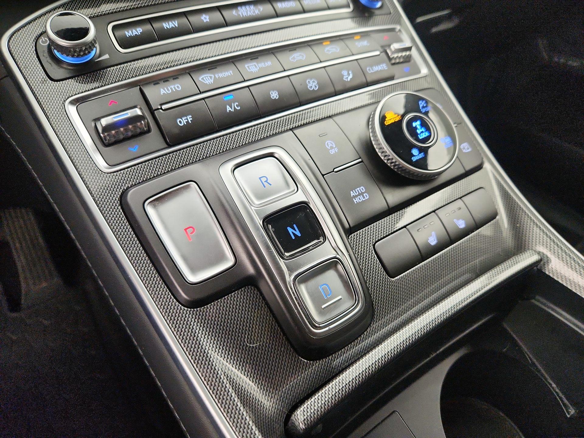 Thumbnail: 2023 Hyundai Santa Fe - 18