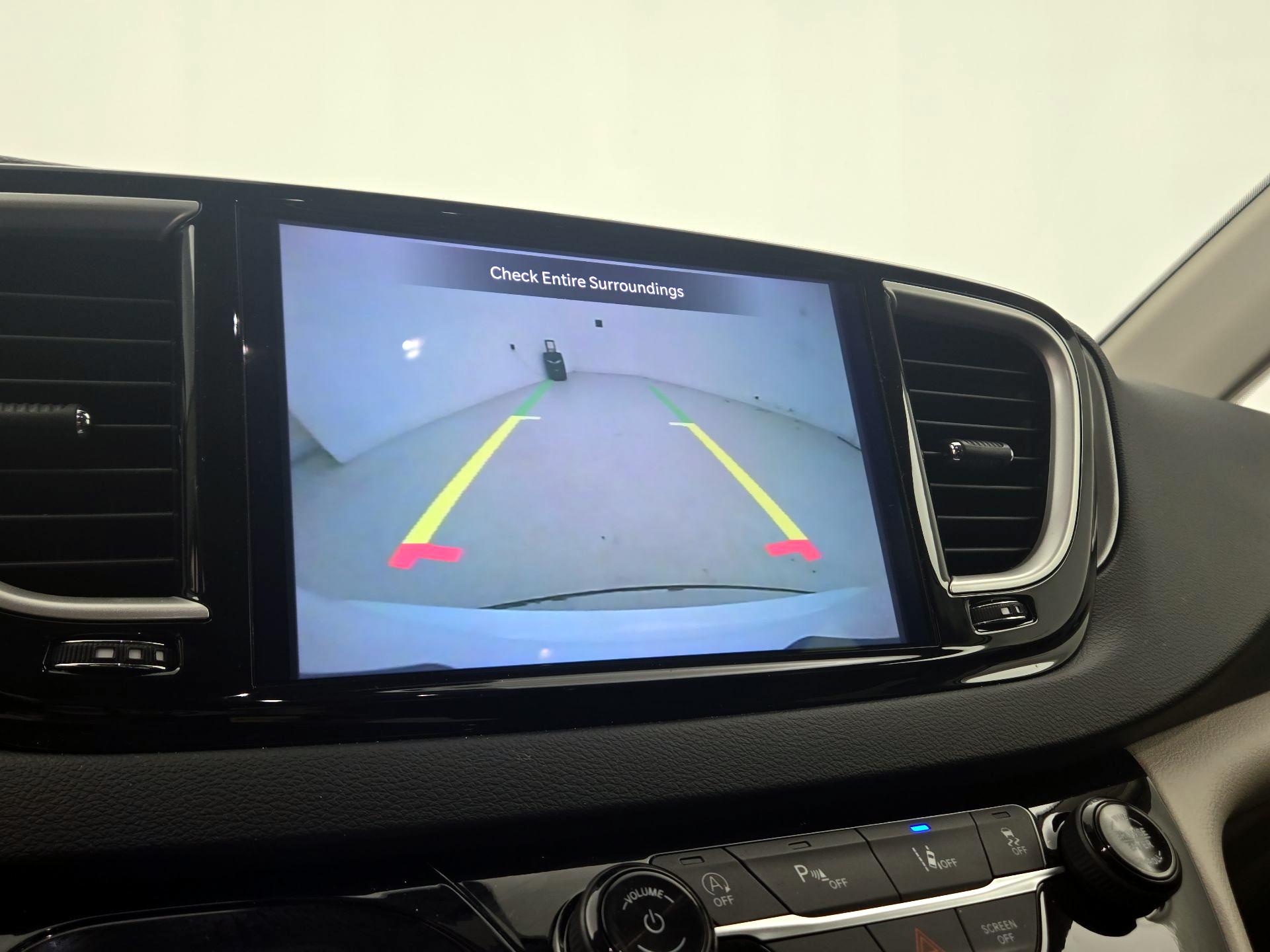 Thumbnail: 2023 Chrysler Pacifica - 14