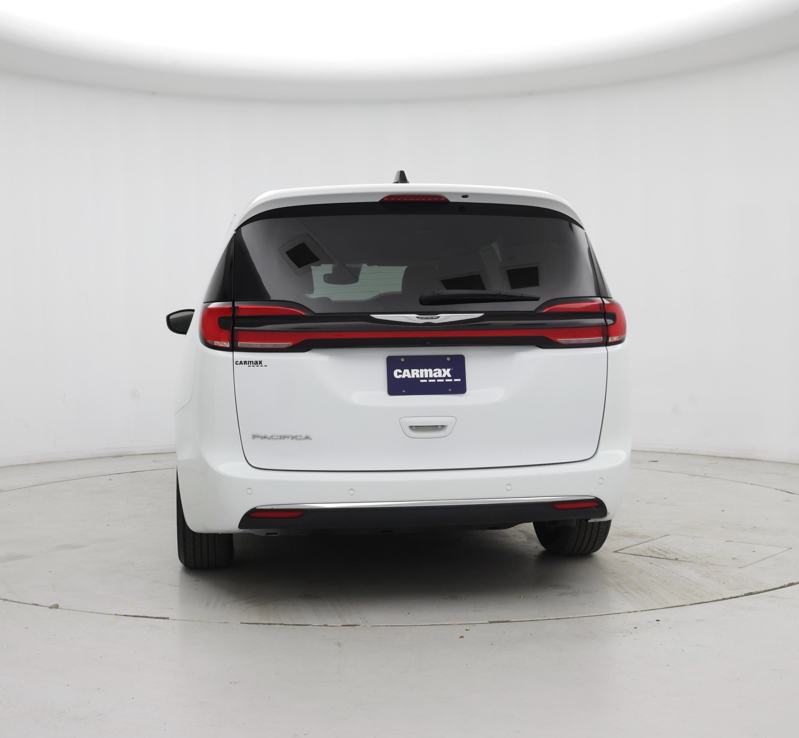 Thumbnail: 2023 Chrysler Pacifica - 6