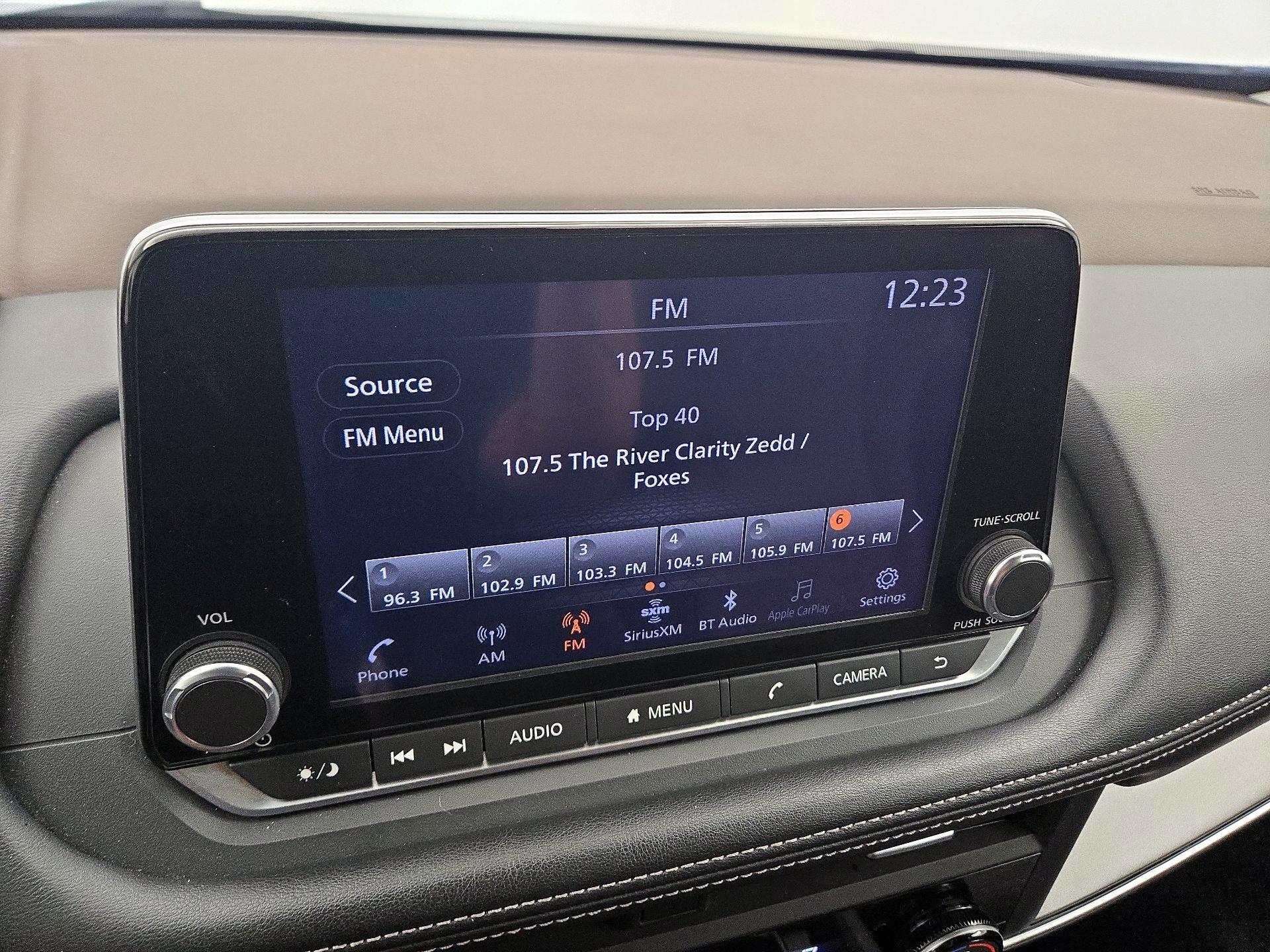 Thumbnail: 2023 Nissan Rogue - 15