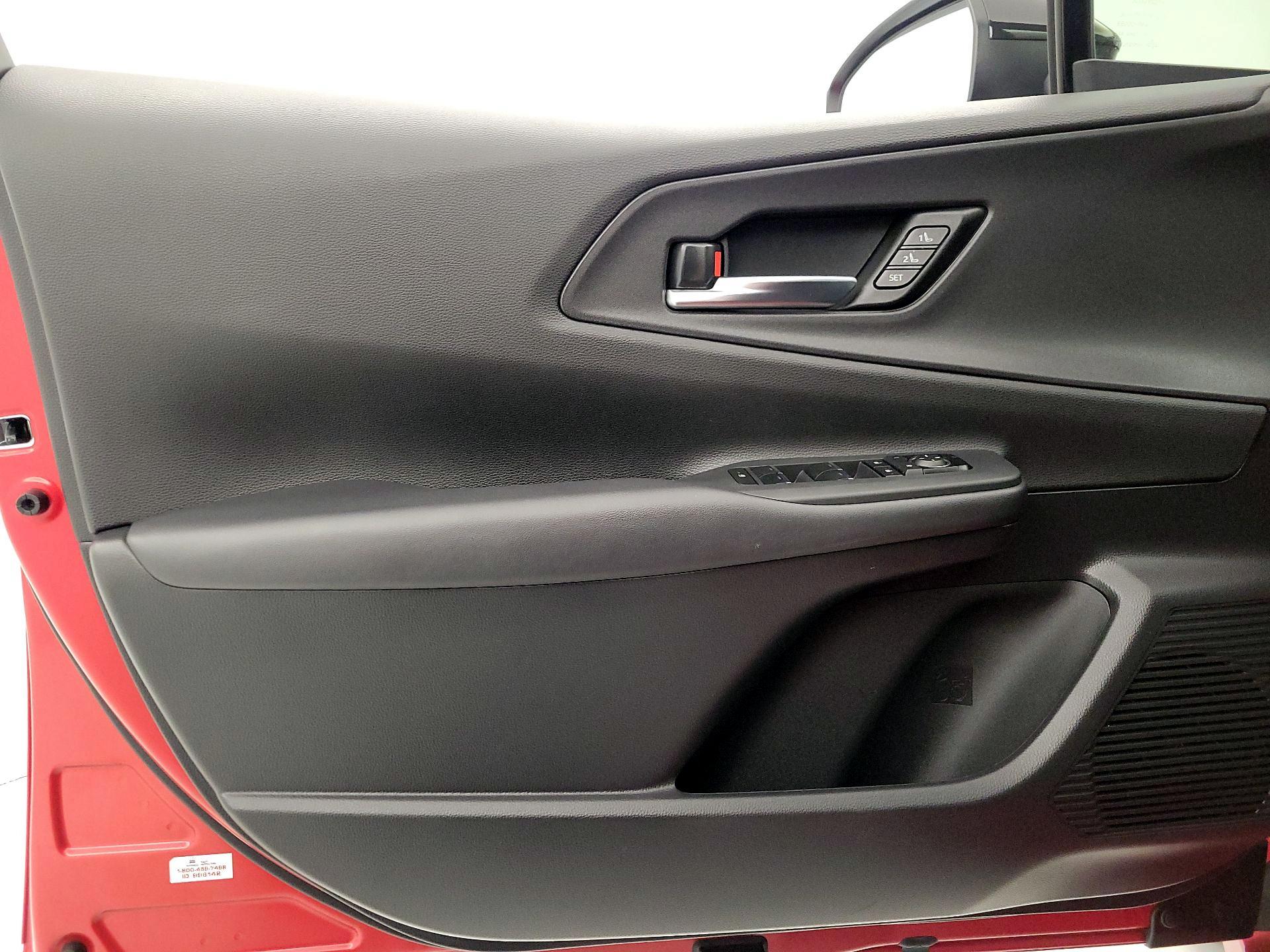 Thumbnail: 2024 Toyota Prius Prime - 12