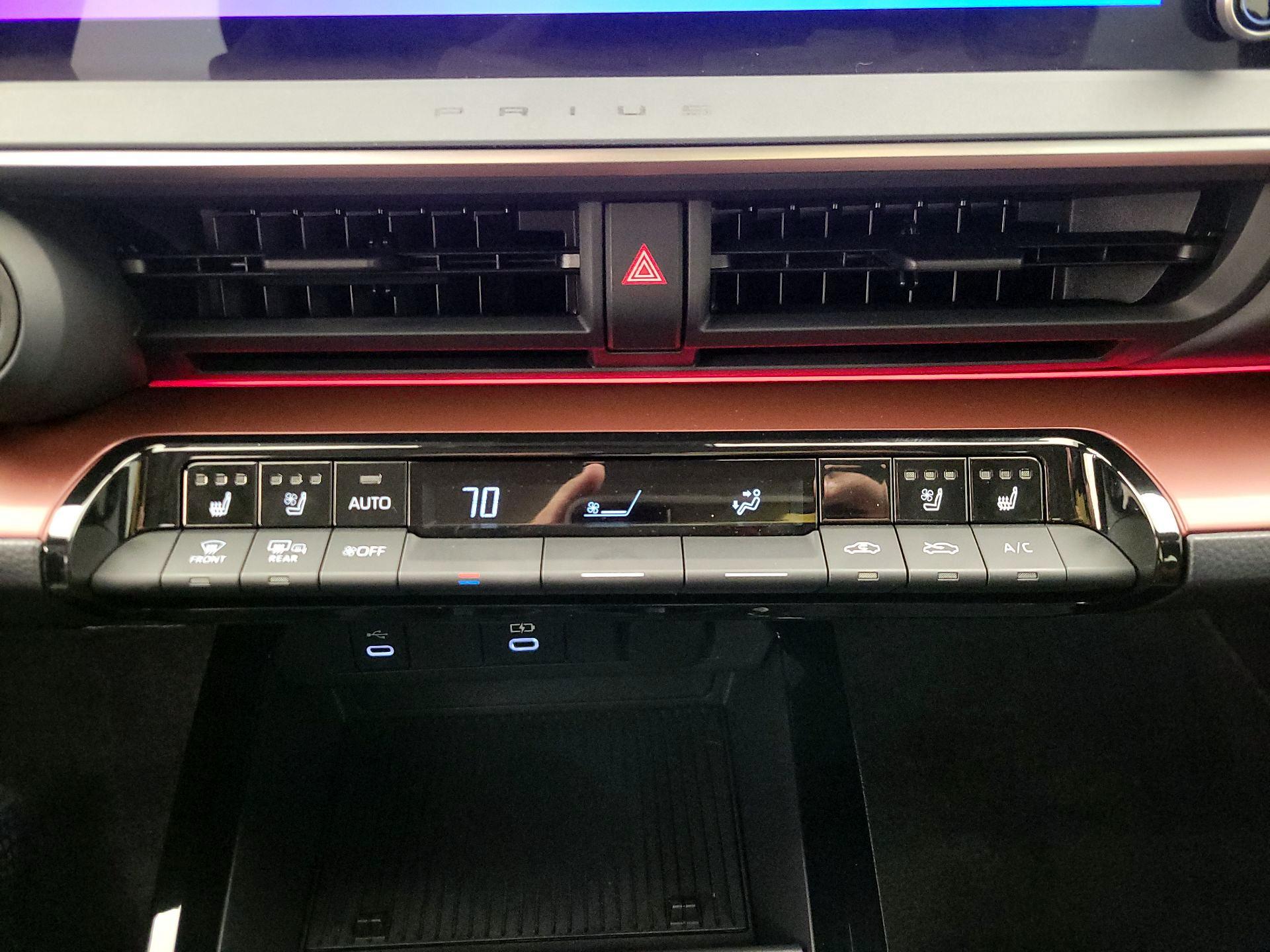 Thumbnail: 2024 Toyota Prius Prime - 16