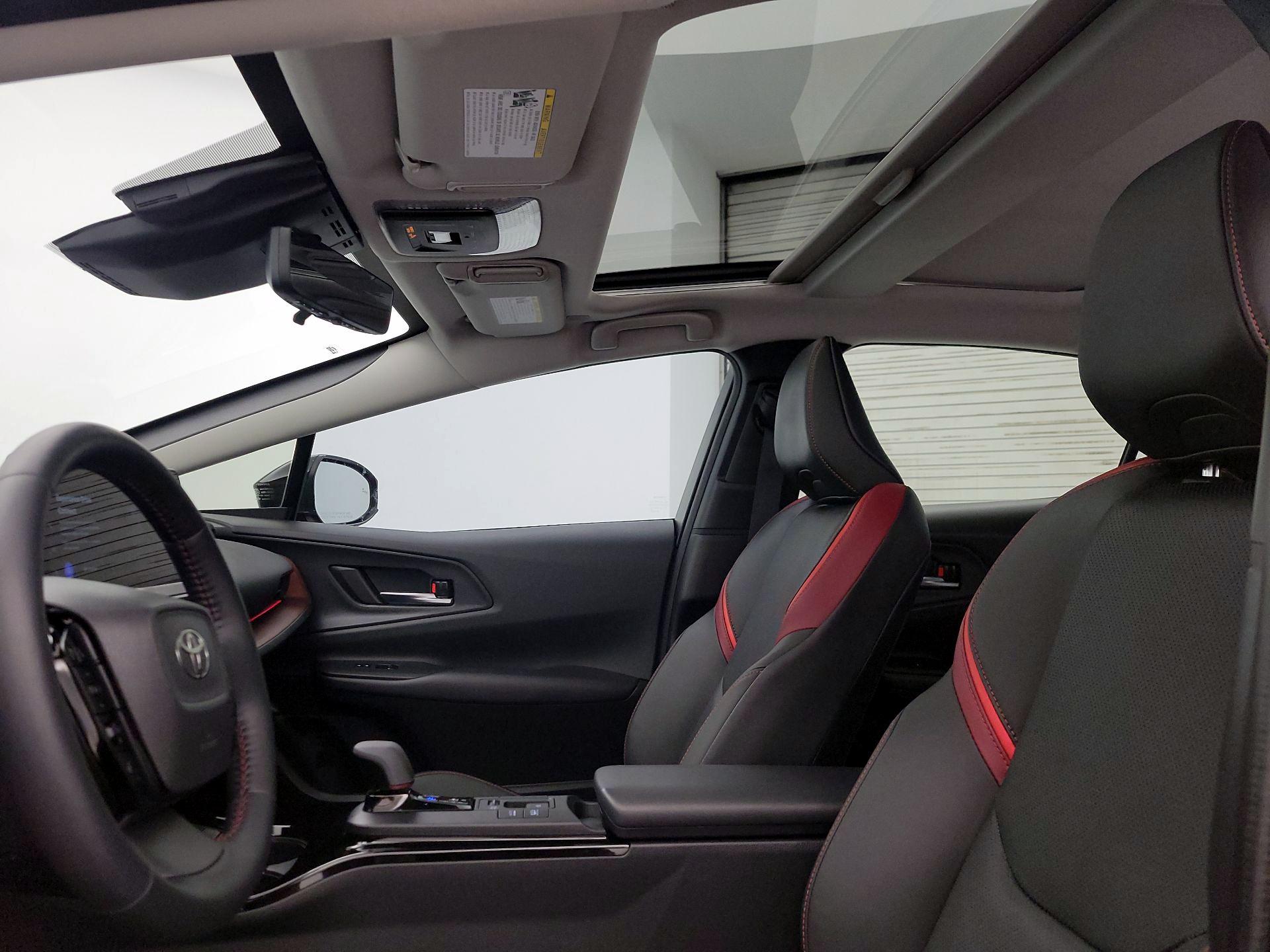 Thumbnail: 2024 Toyota Prius Prime - 19